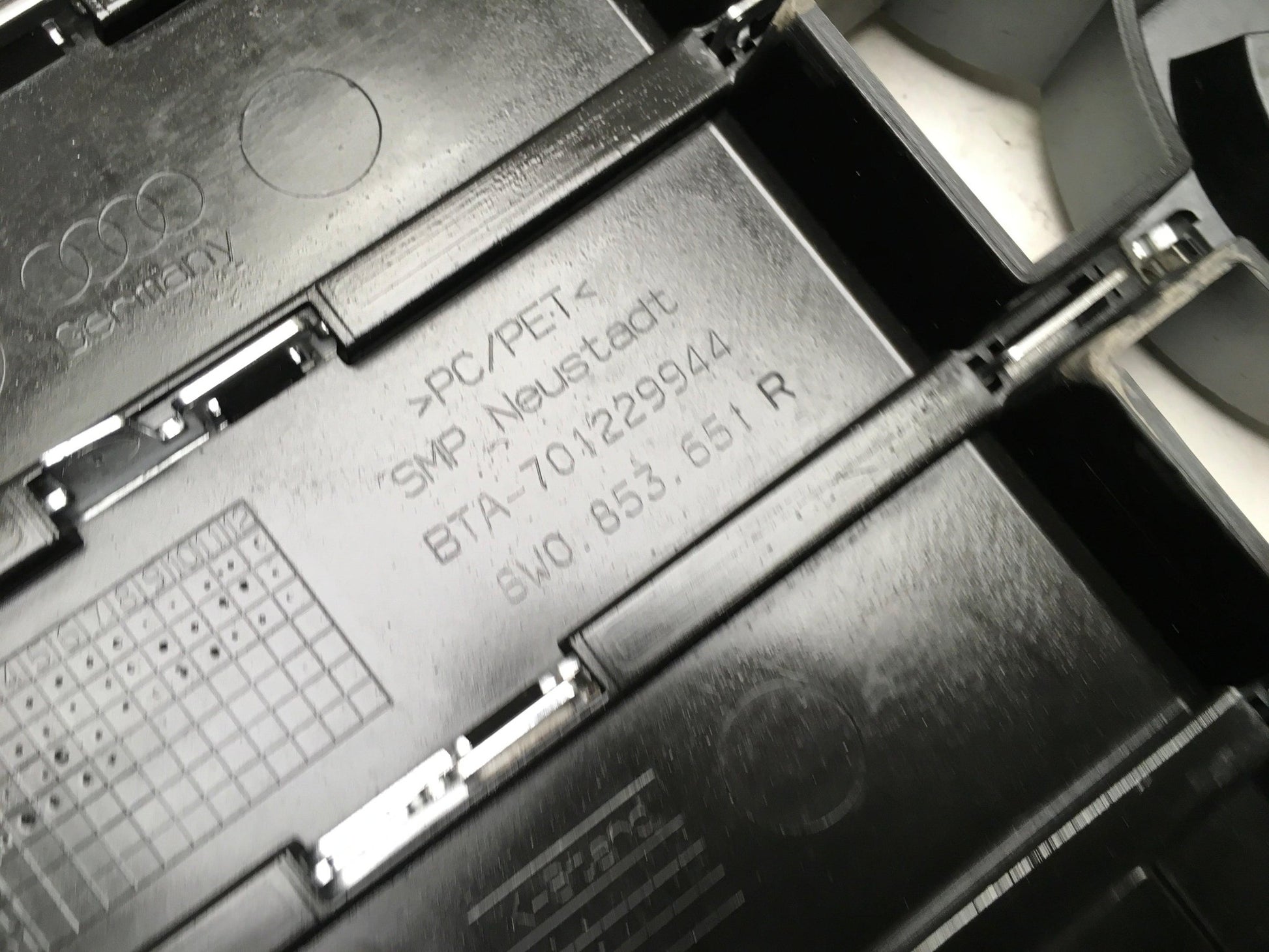 Rejilla Radiador Audi A4 B9 Allroad Quattro - 8W0853651R