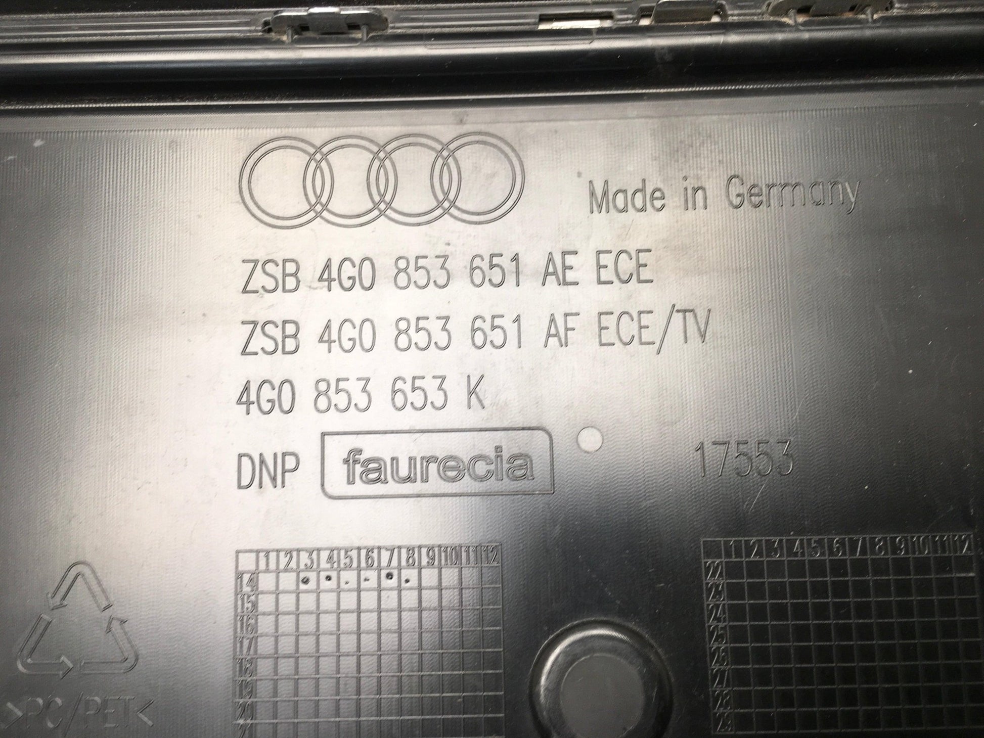 Rejilla Radiador Audi A6 4G - 4G0853651AE