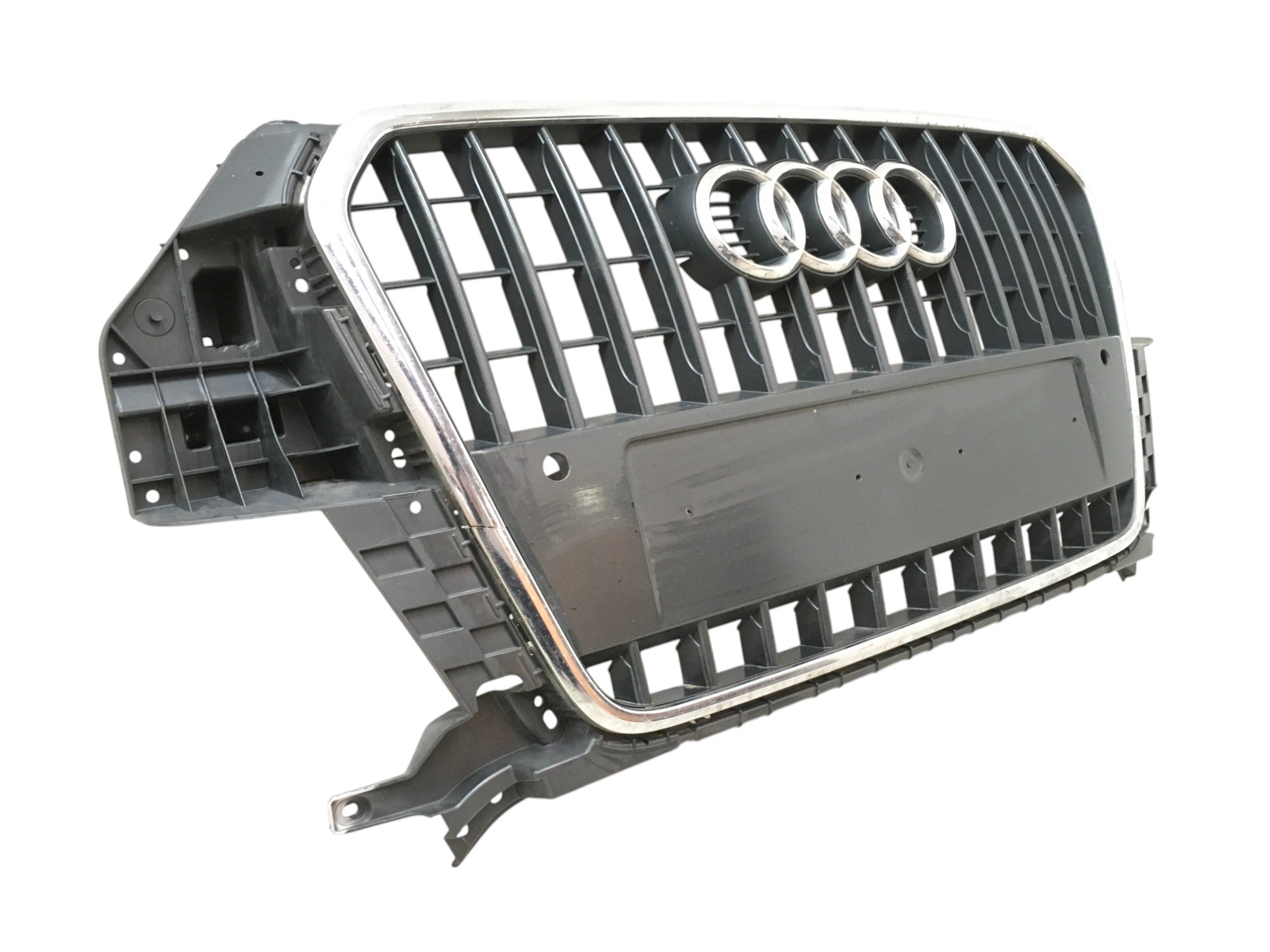 Rejilla Radiador Audi Q3 8U - 8U0853653