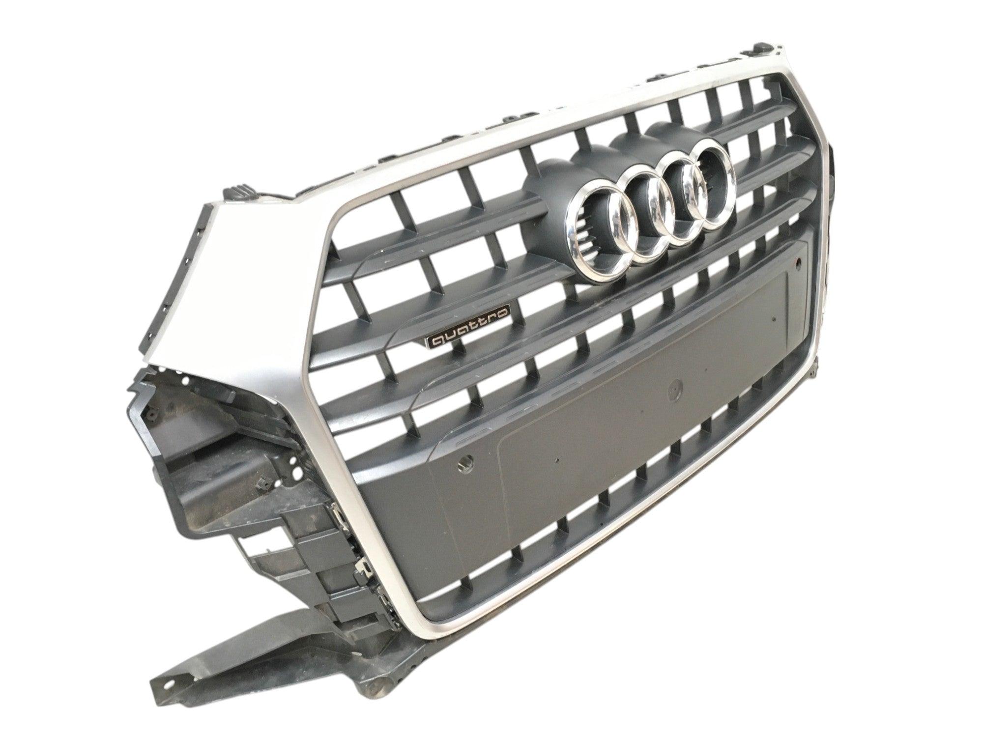 Rejilla Radiador Audi Q3 8U Quattro - 8U0853692C