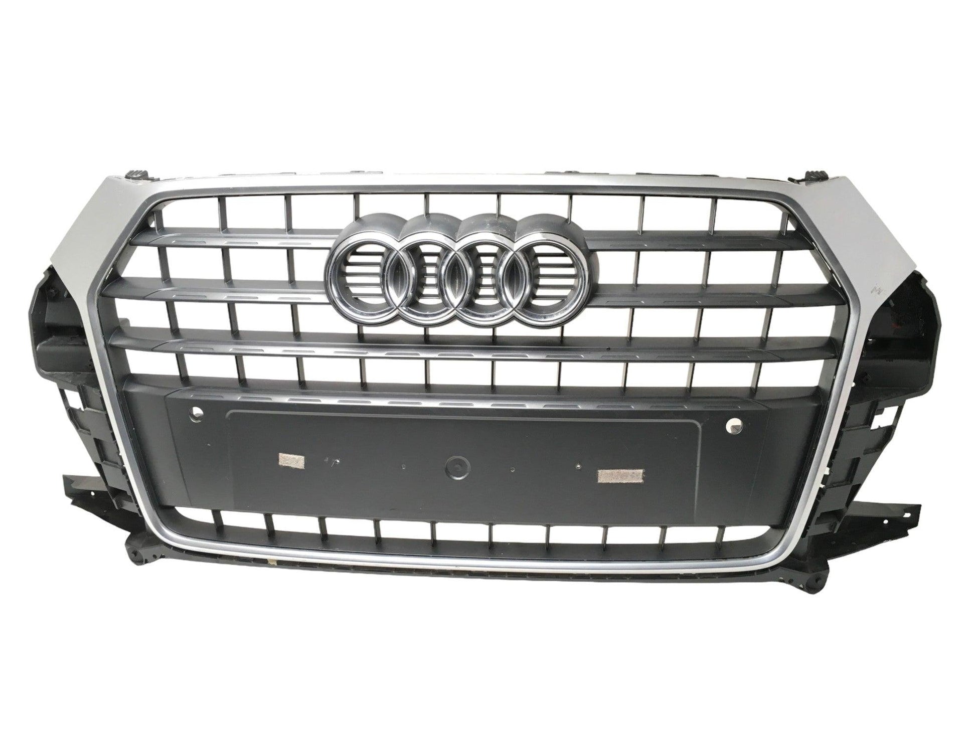 Rejilla Radiador Audi Q3 8U Renovado - 8U0853653M
