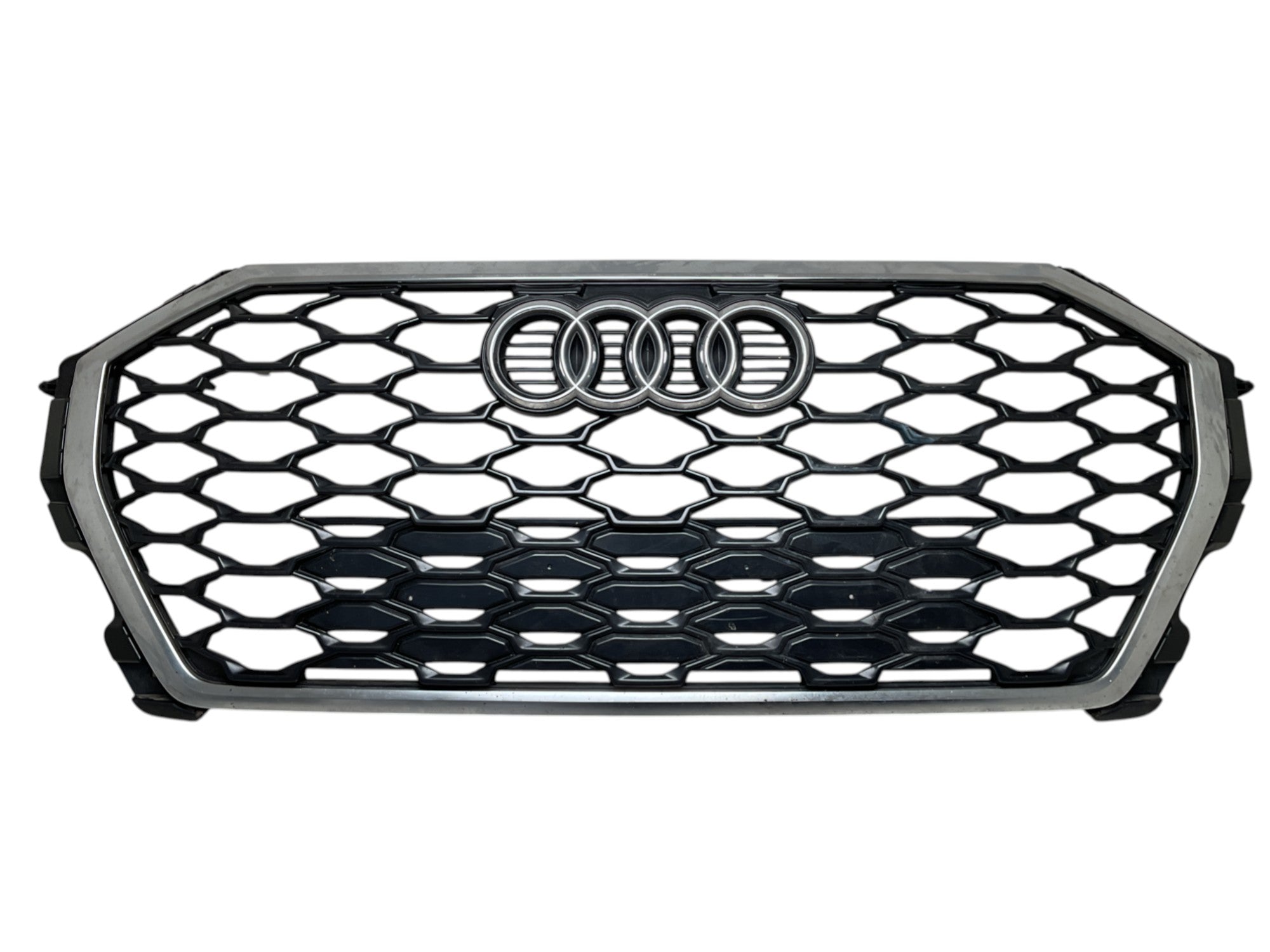 Rejilla Radiador Audi Q3 F3 2020 - 2025 - 83F853651