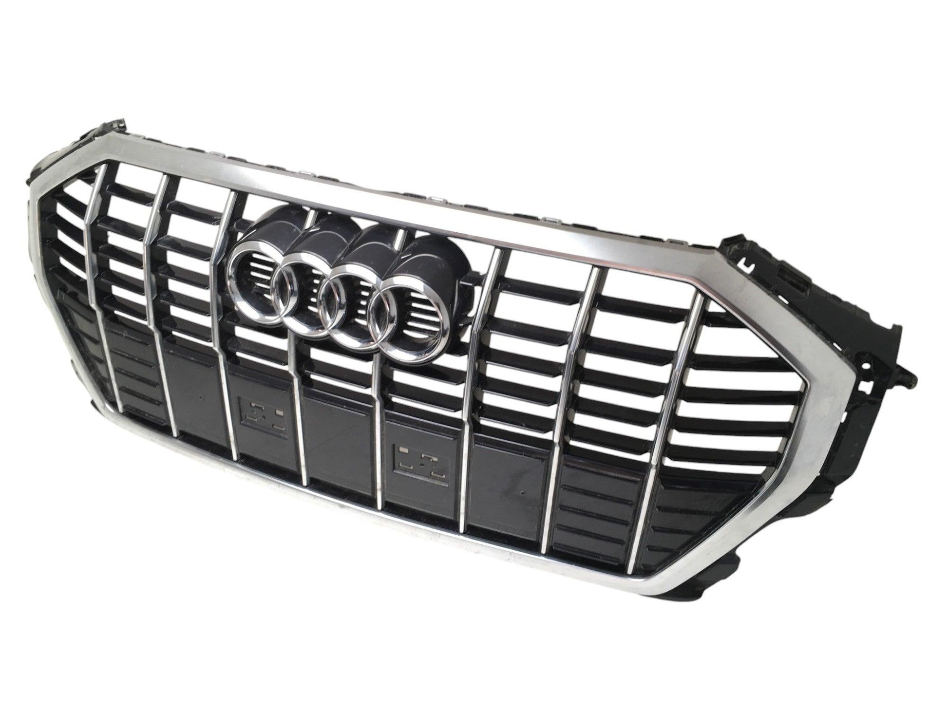 Rejilla Radiador Audi Q3 F3 - 83A853651B _