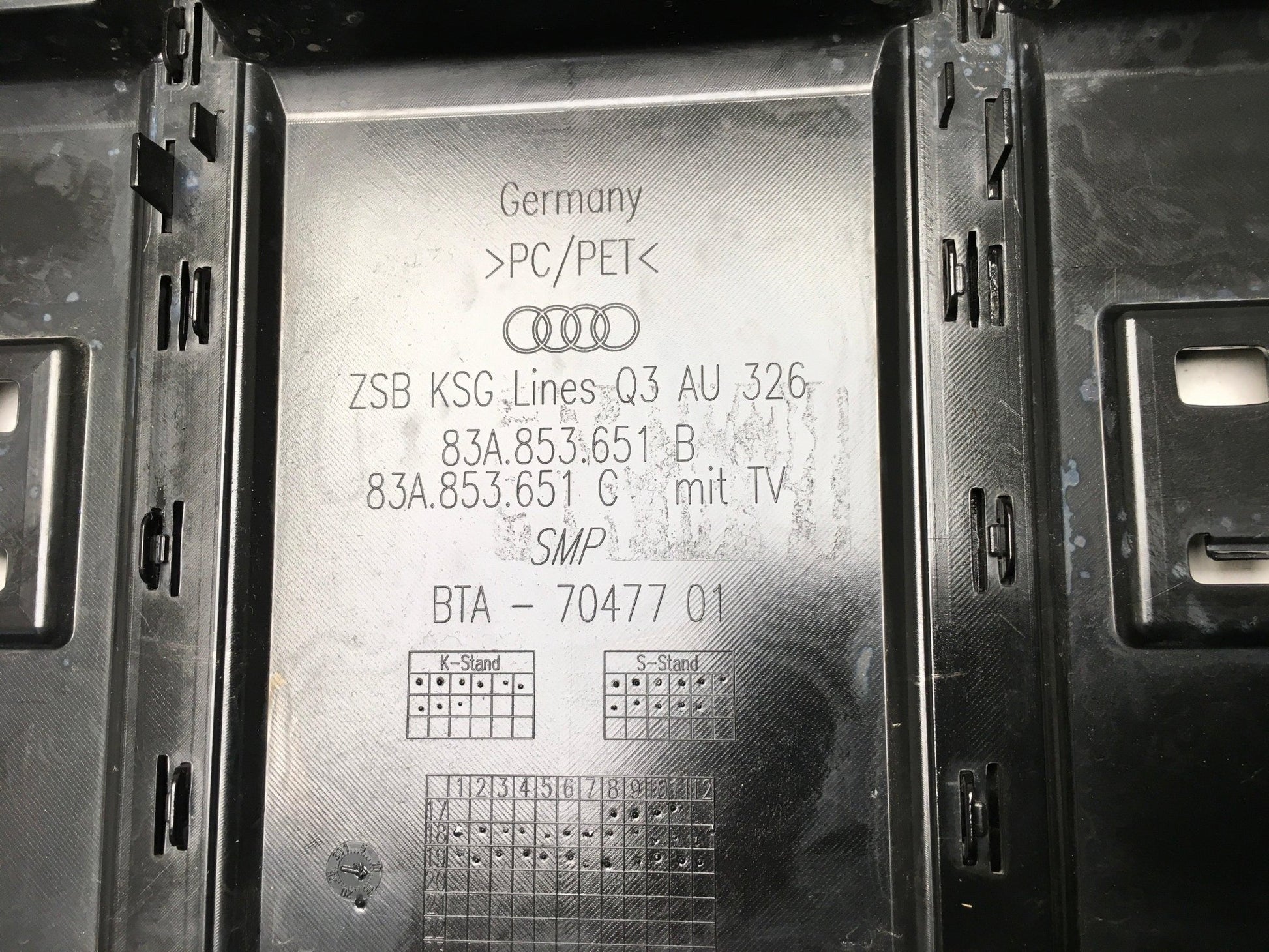 Rejilla Radiador Audi Q3 F3 - 83A853651B