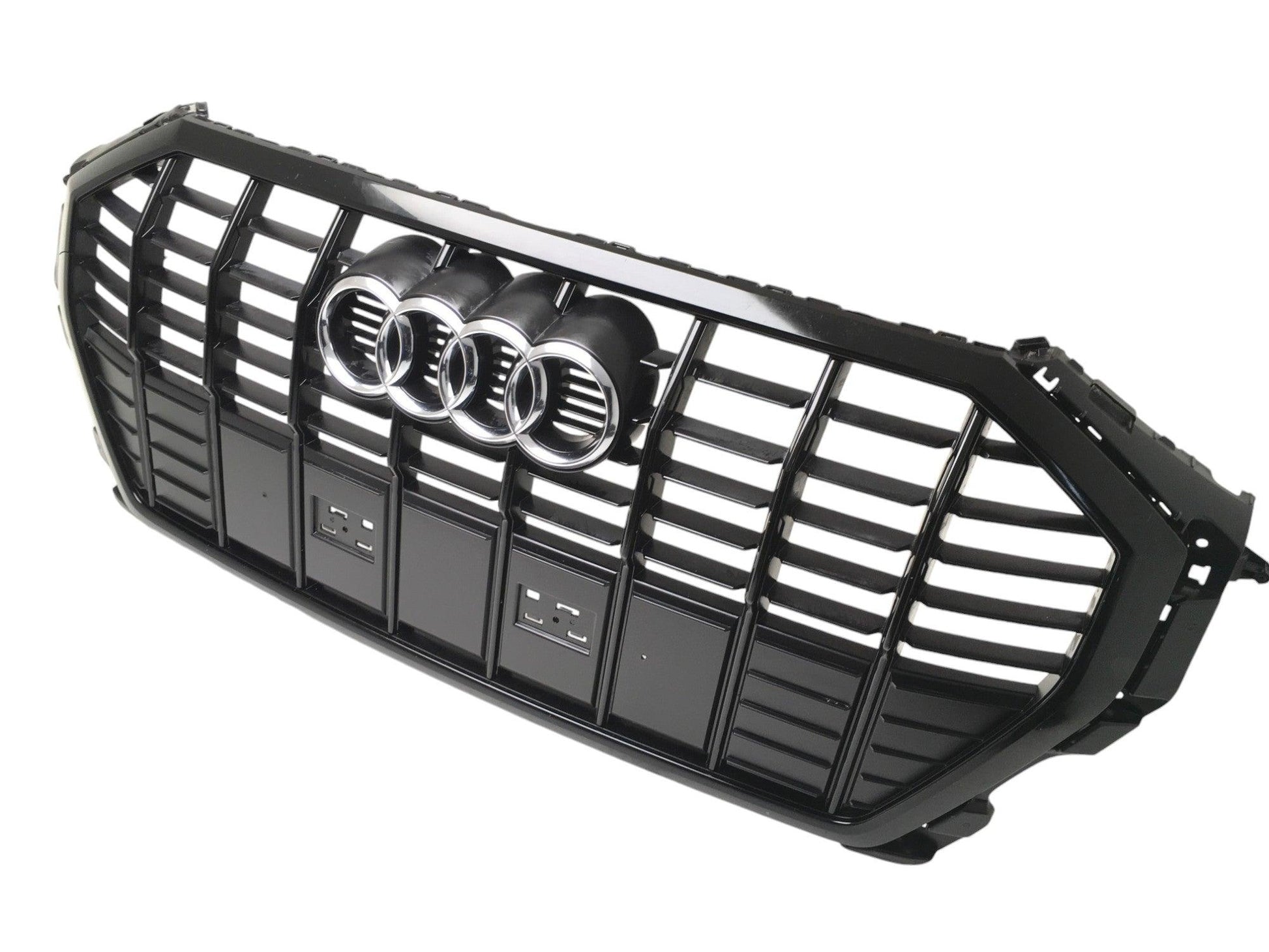 Rejilla Radiador Audi Q3 F3 - 83A853651B