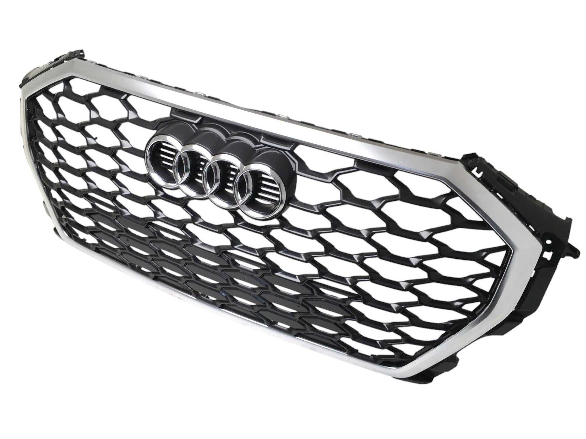 Rejilla Radiador Audi Q3 F3 - 83F853651B _