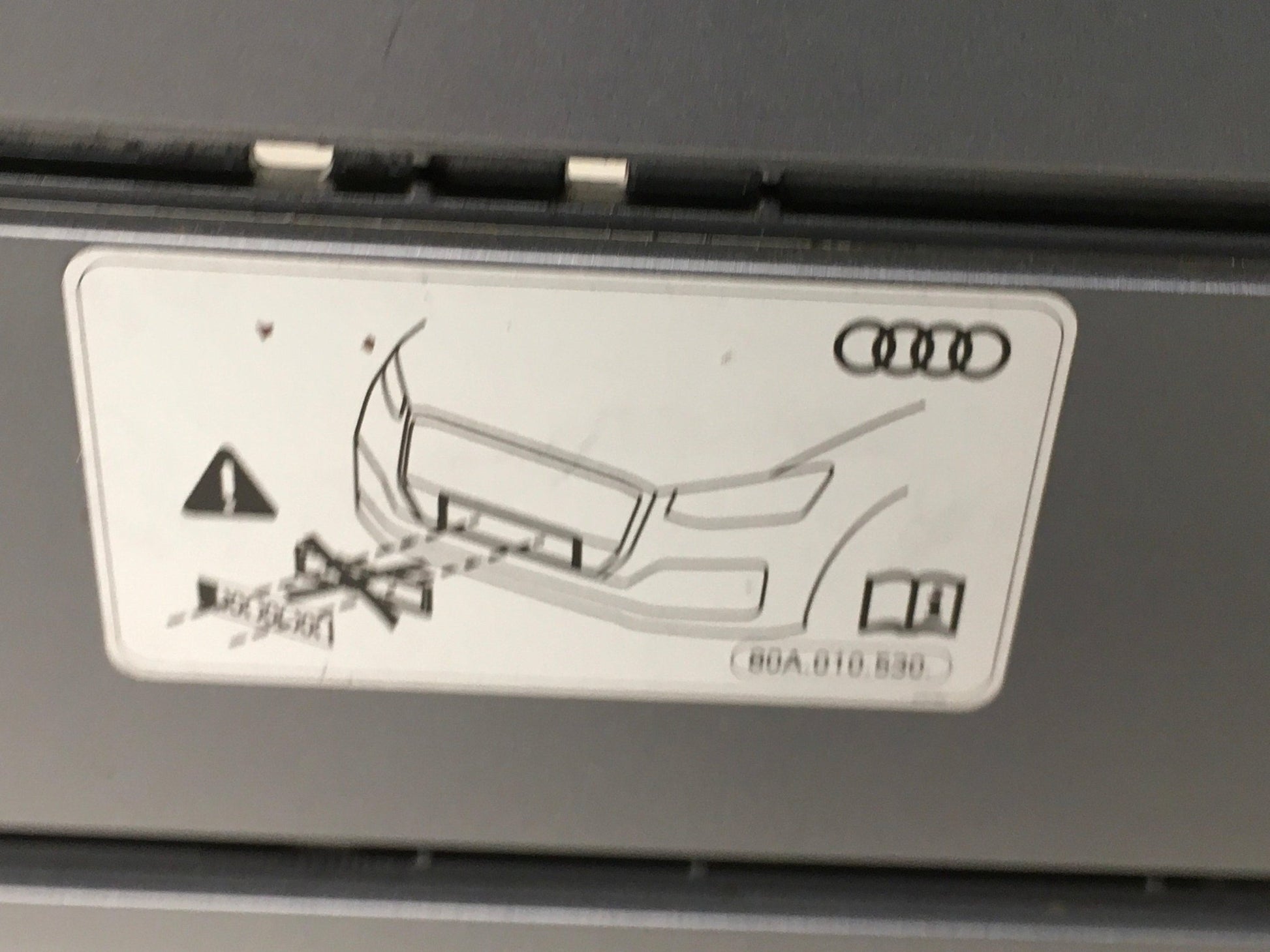 Rejilla radiador Audi Q5 FY - 80A853651C _