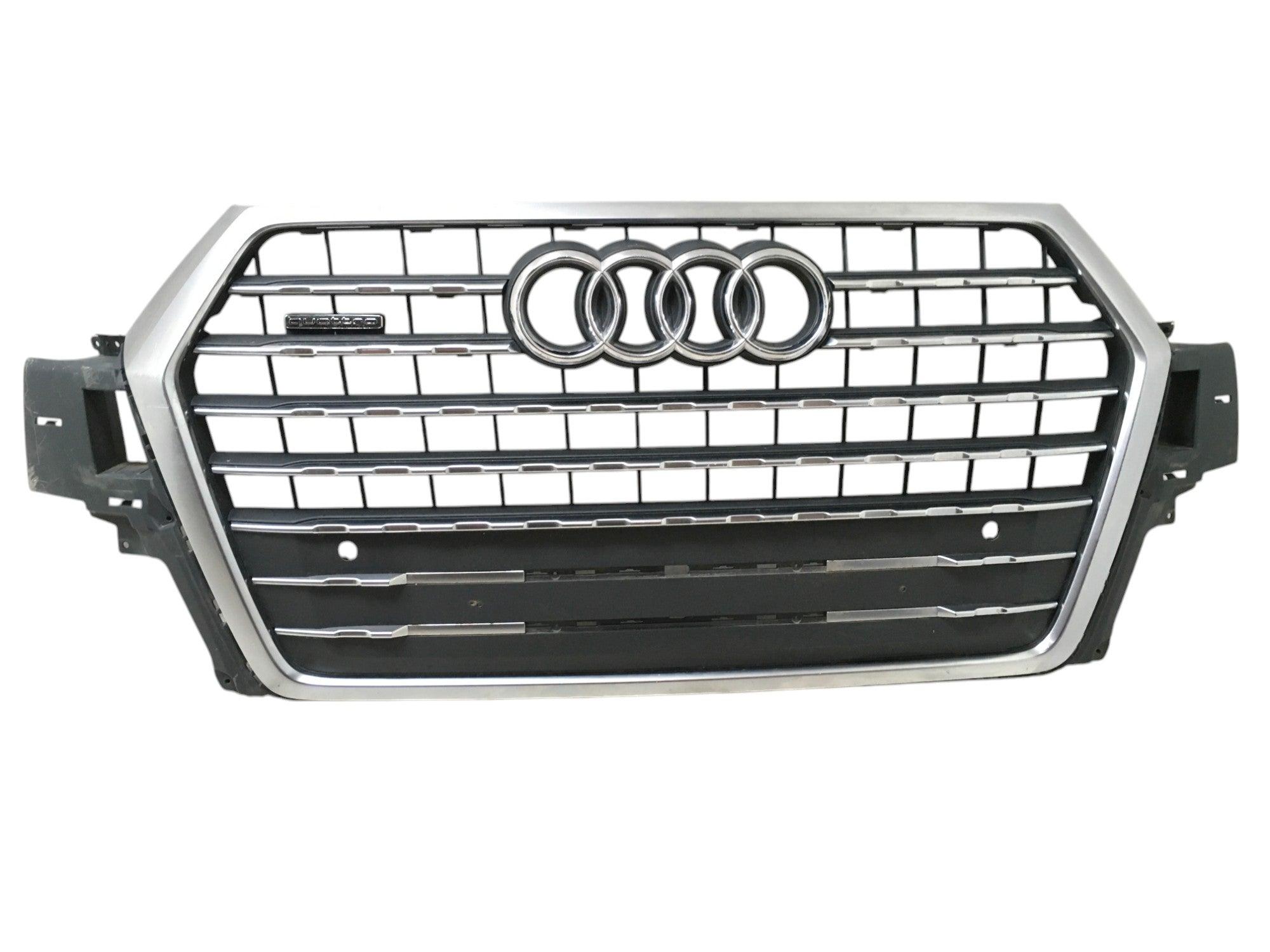 Rejilla Radiador Audi Q7 4M - 4M0853651F