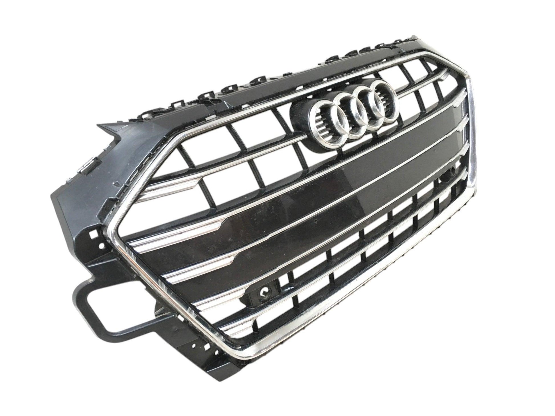 Rejilla radiador Audis S4 B9 Fase 2 - 8W0853651DF