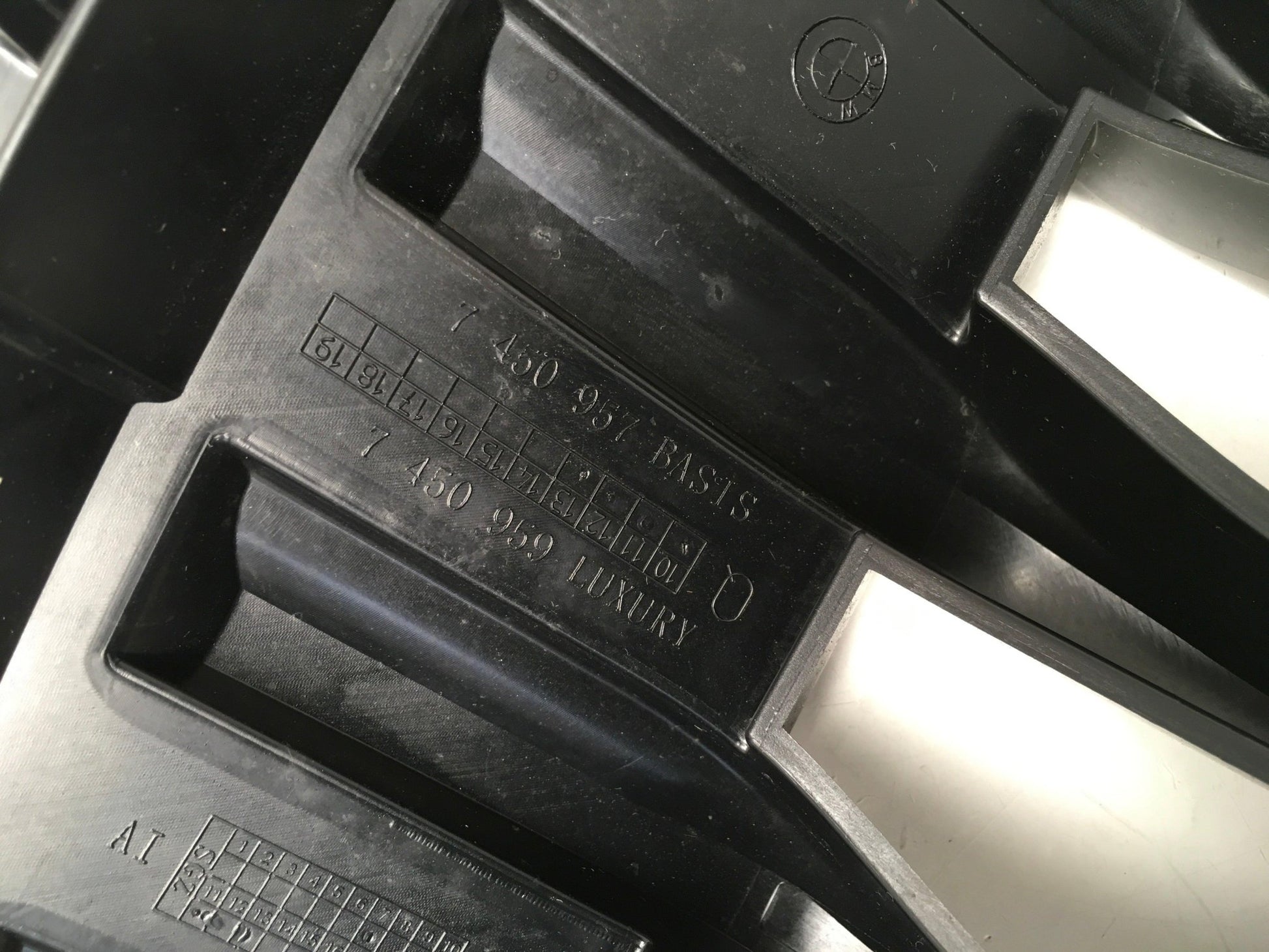 Rejilla radiador BMW 1 F40 - 7450957