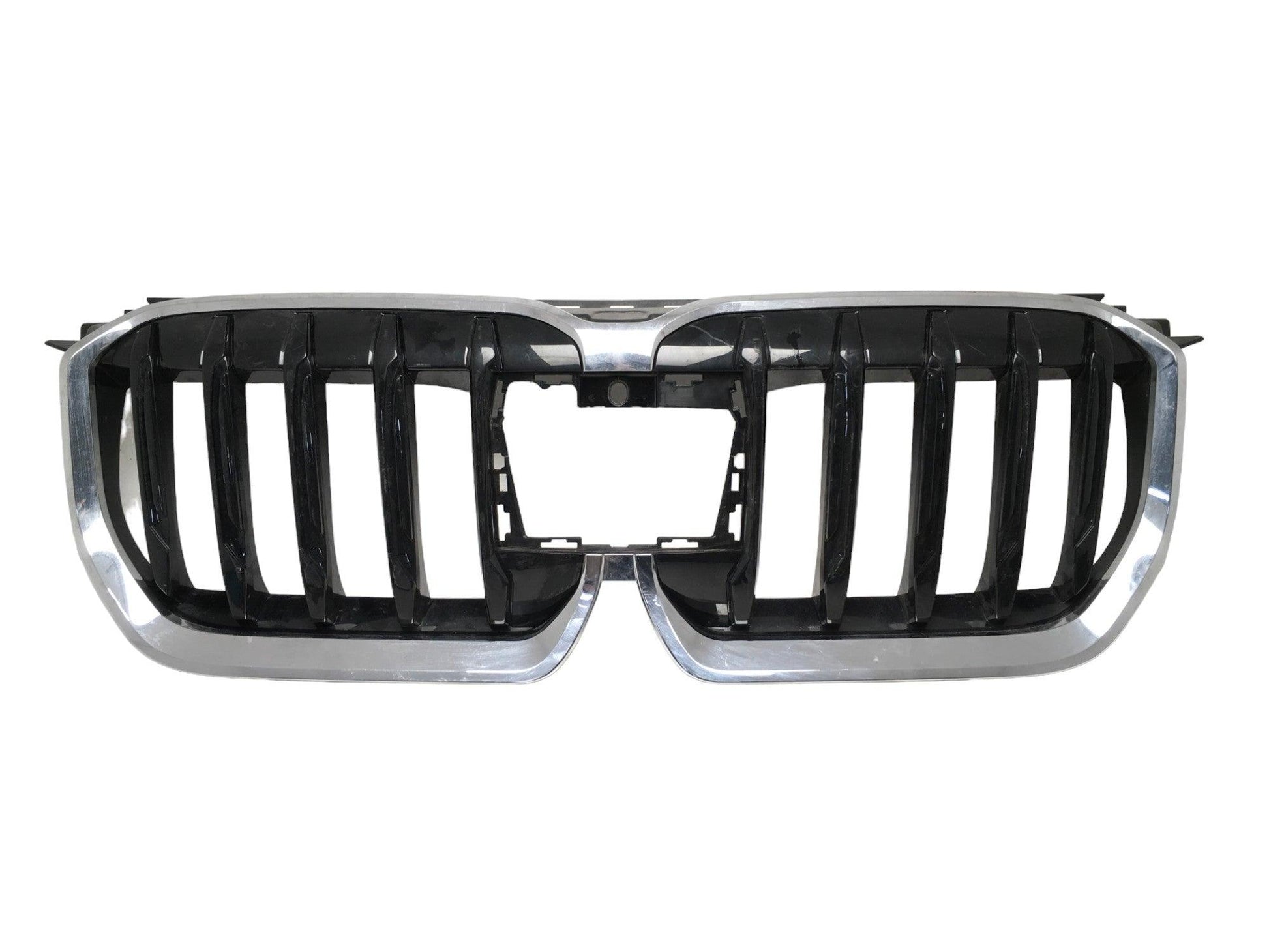 Rejilla radiador BMW X1 U11 - 18517811