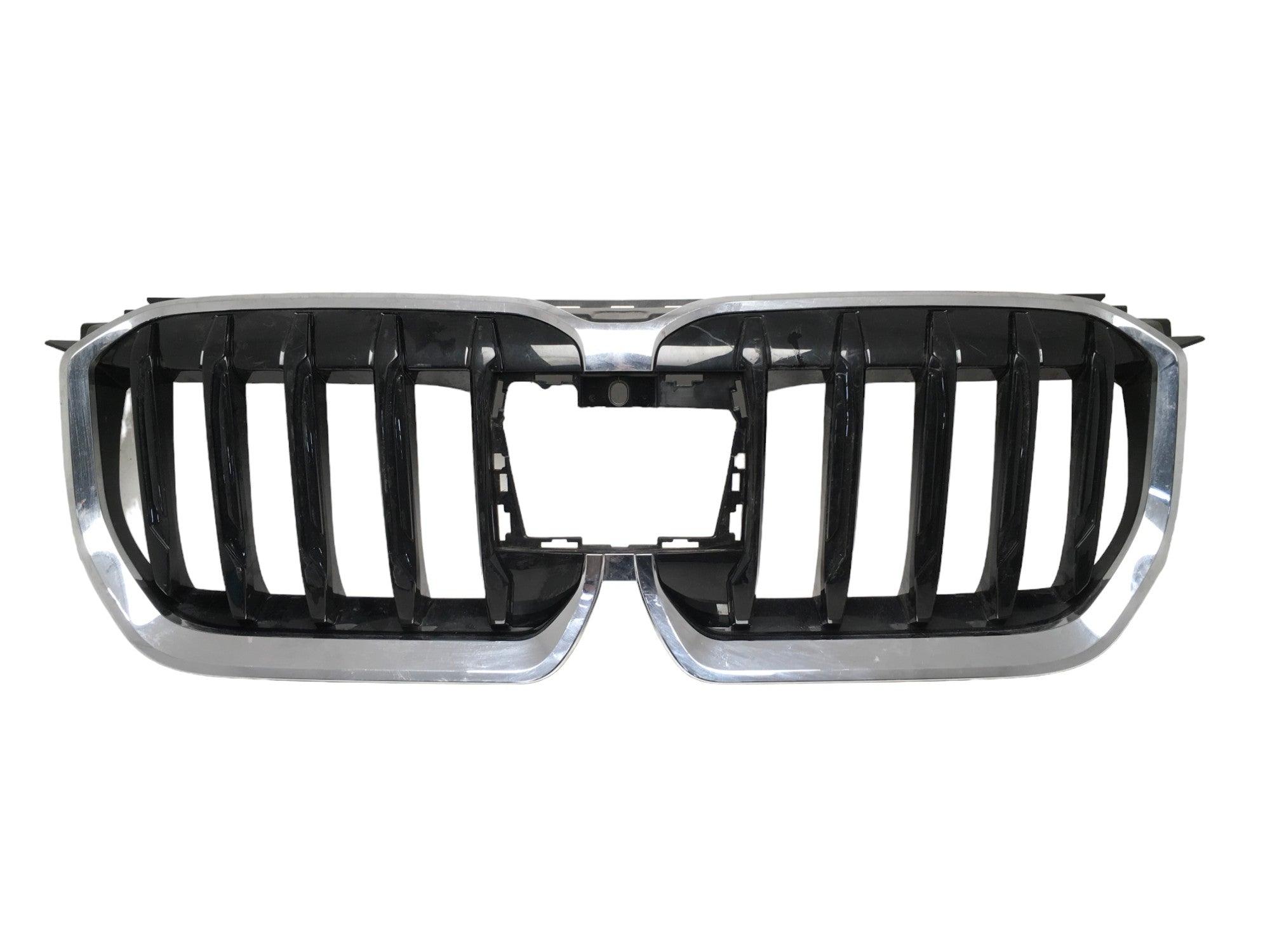Rejilla radiador BMW X1 U11 - 18517811