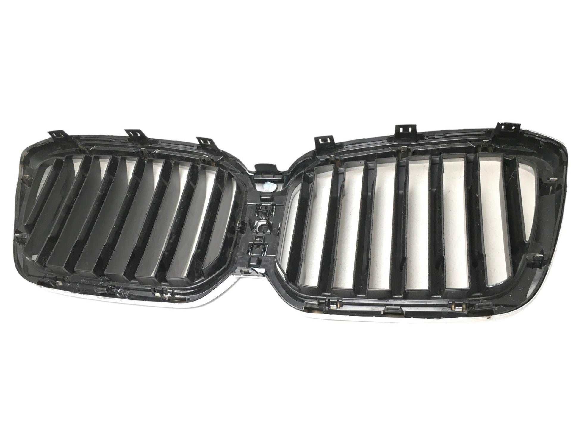 Rejilla Radiador BWM G01 / G02 - 40505404DE