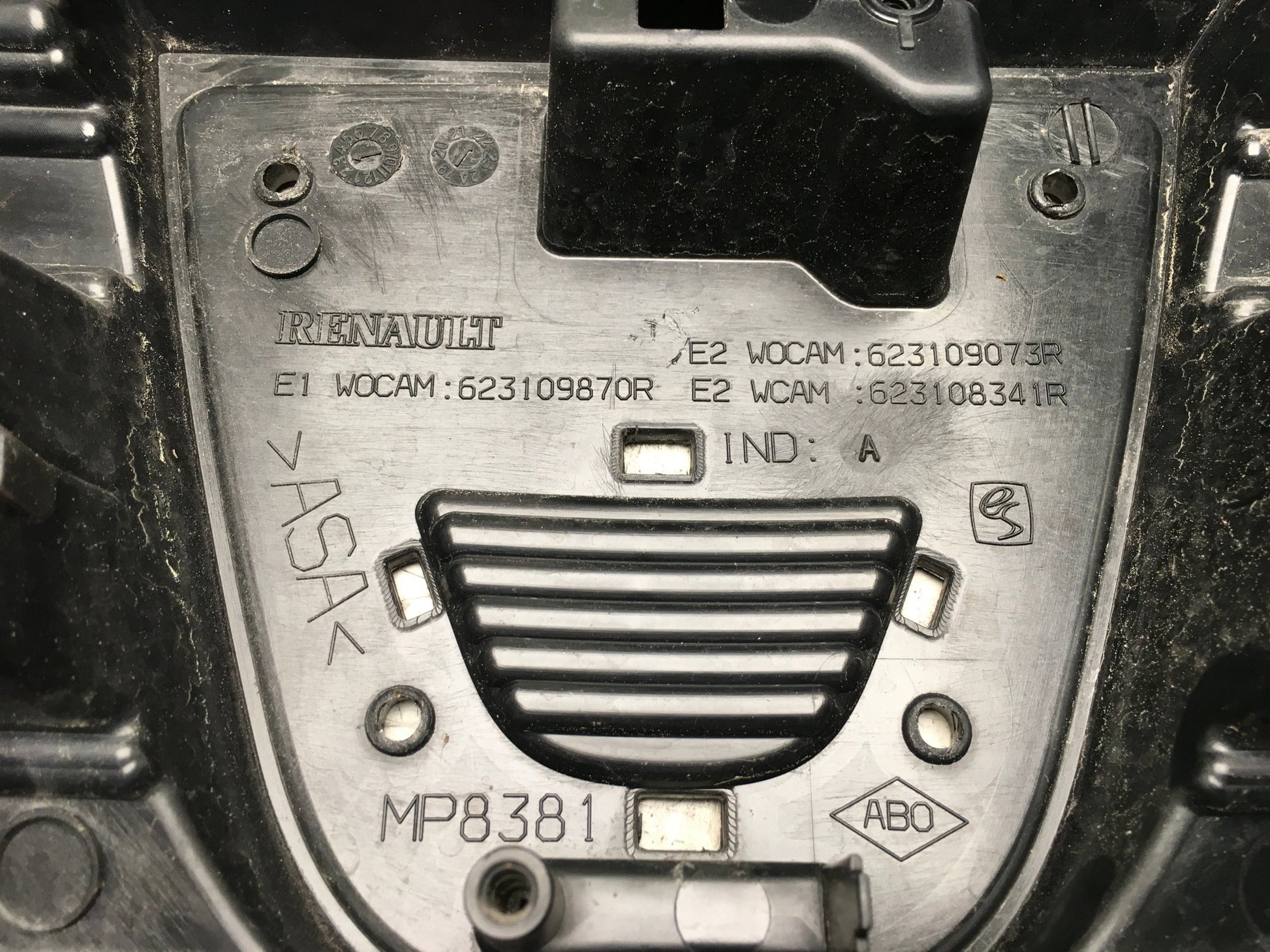 Rejilla Radiador Dacia Sandero III Stepway - 623109870R