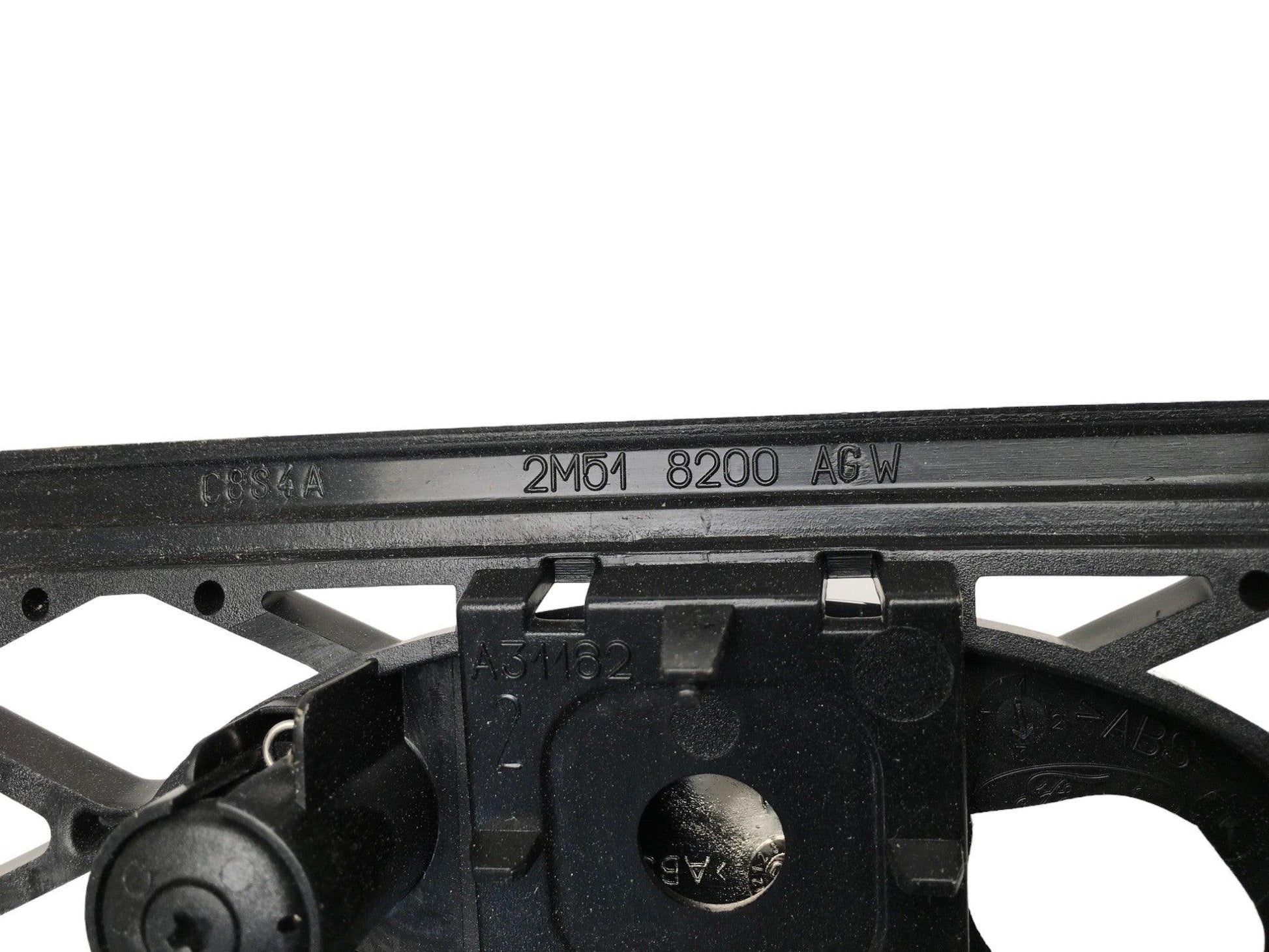 Rejilla Radiador Ford Focus I - 2M518200AGW