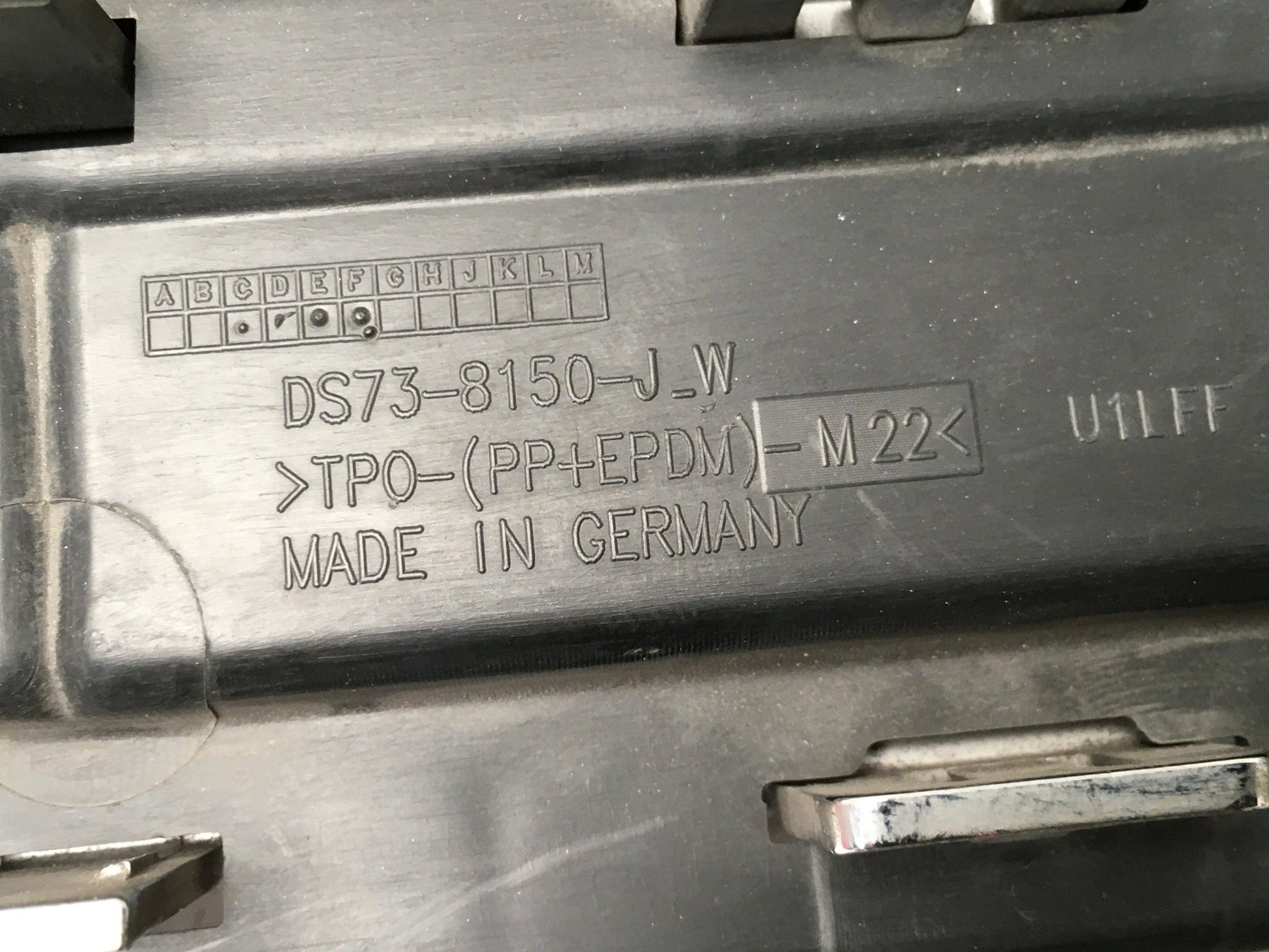 Rejilla radiador Ford Mondeo V - DS738150