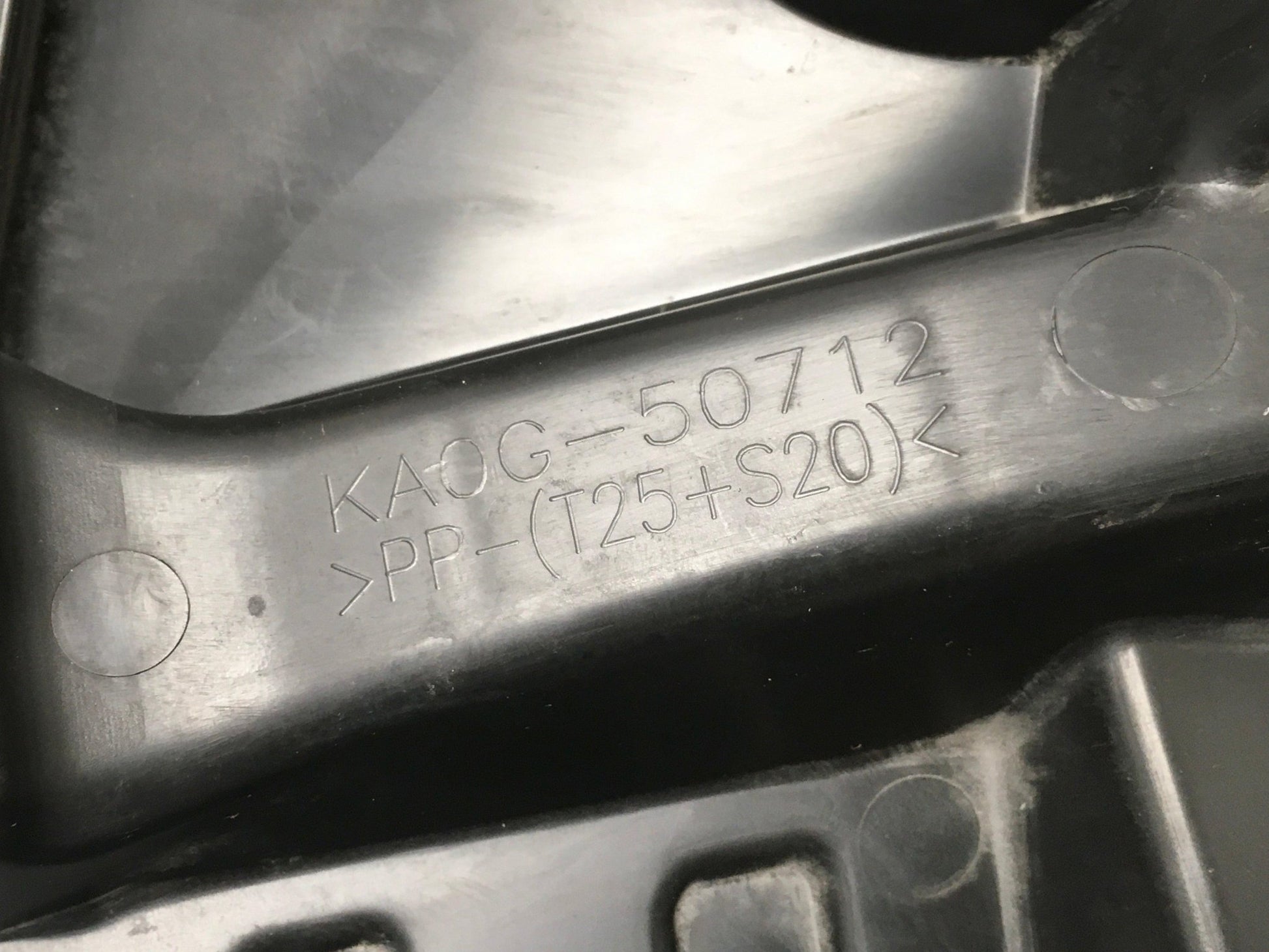 Rejilla radiador Mazda CX - 5 KE - KAOG50712