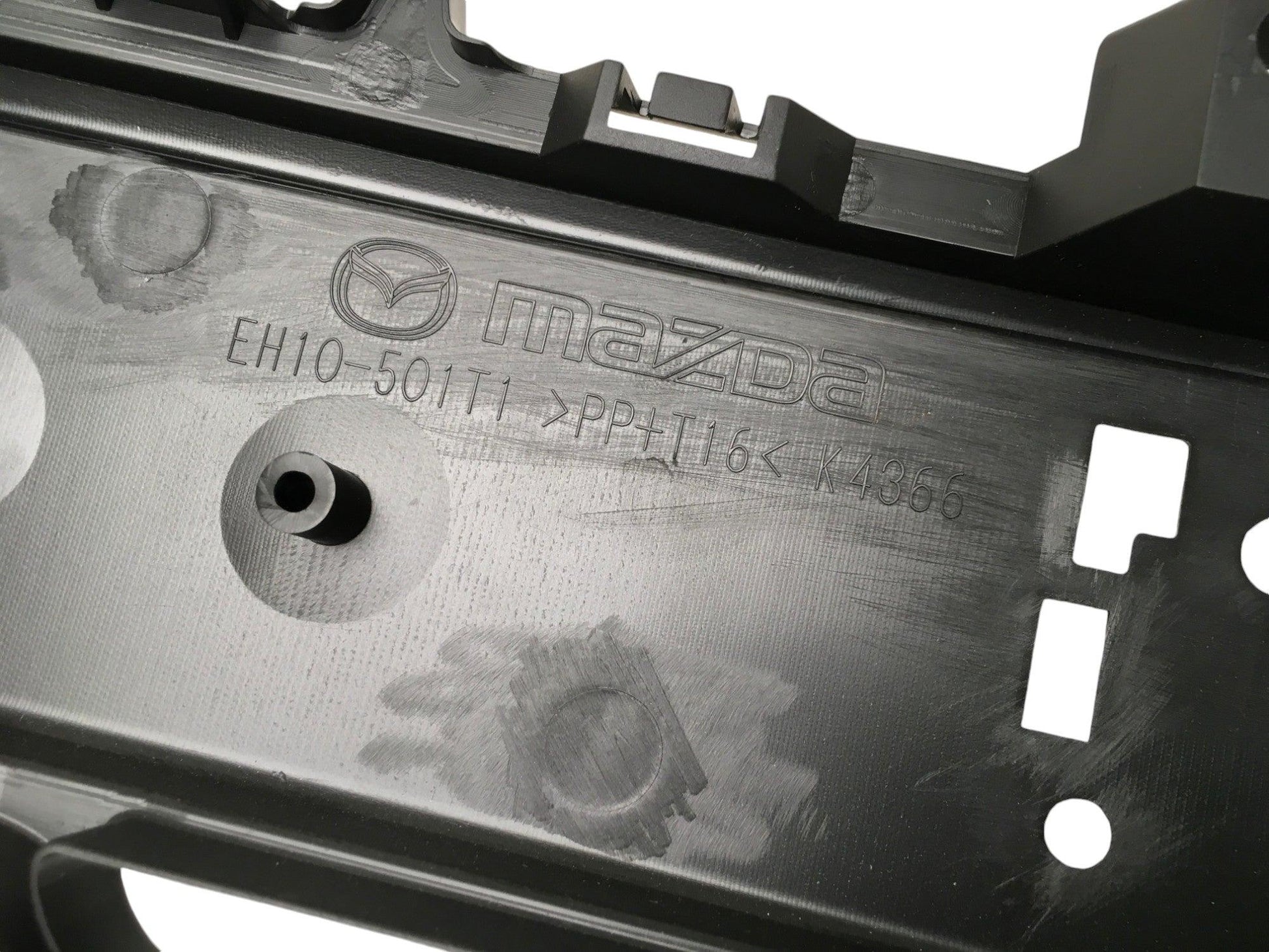 Rejilla Radiador Mazda CX - 7 - EH10501T1