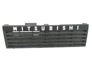 Rejilla Radiador Mitsubishi Montero L040 - MB383527 _