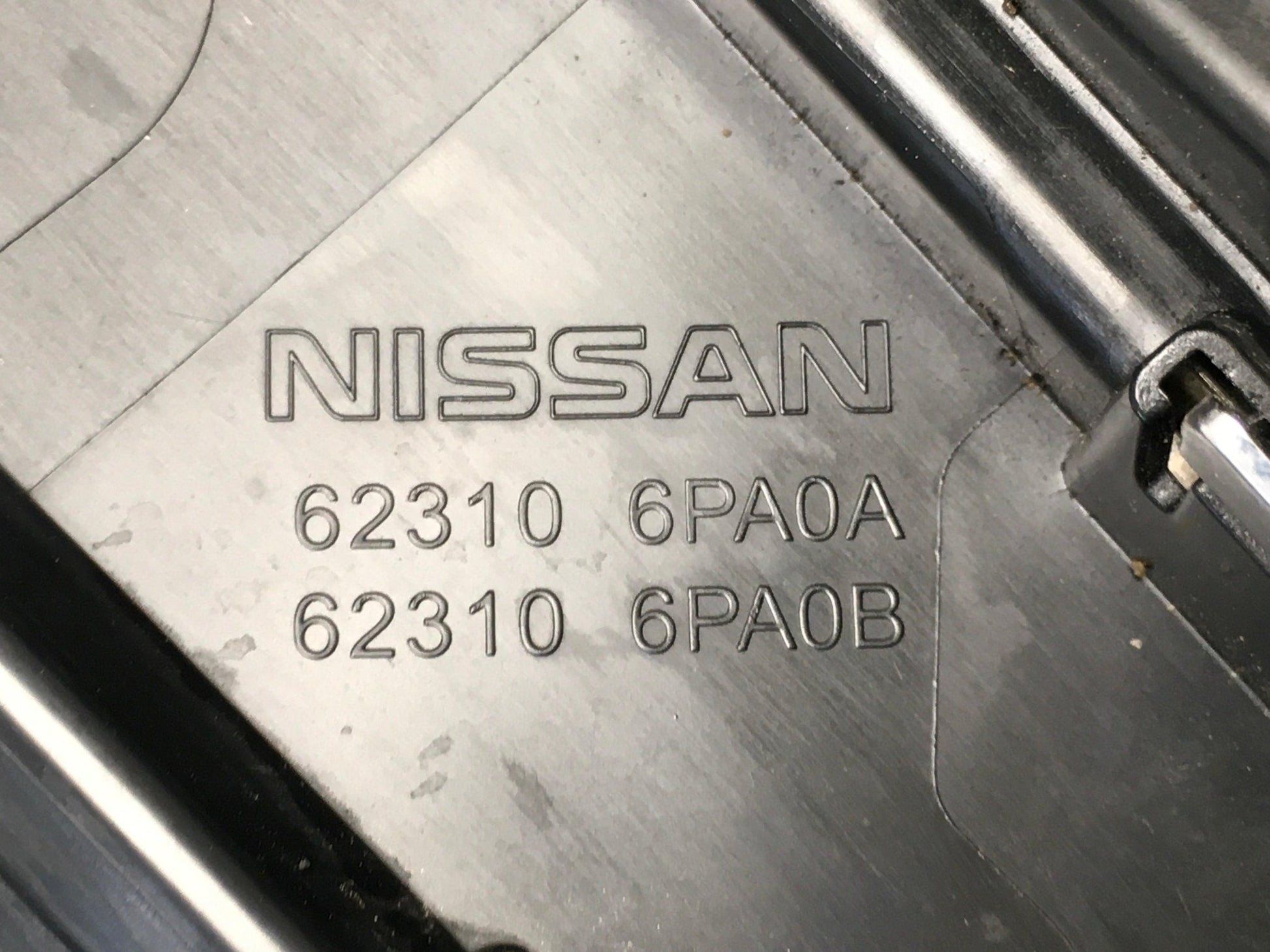 Rejilla Radiador Nissan Juke II - 623106PA0A _