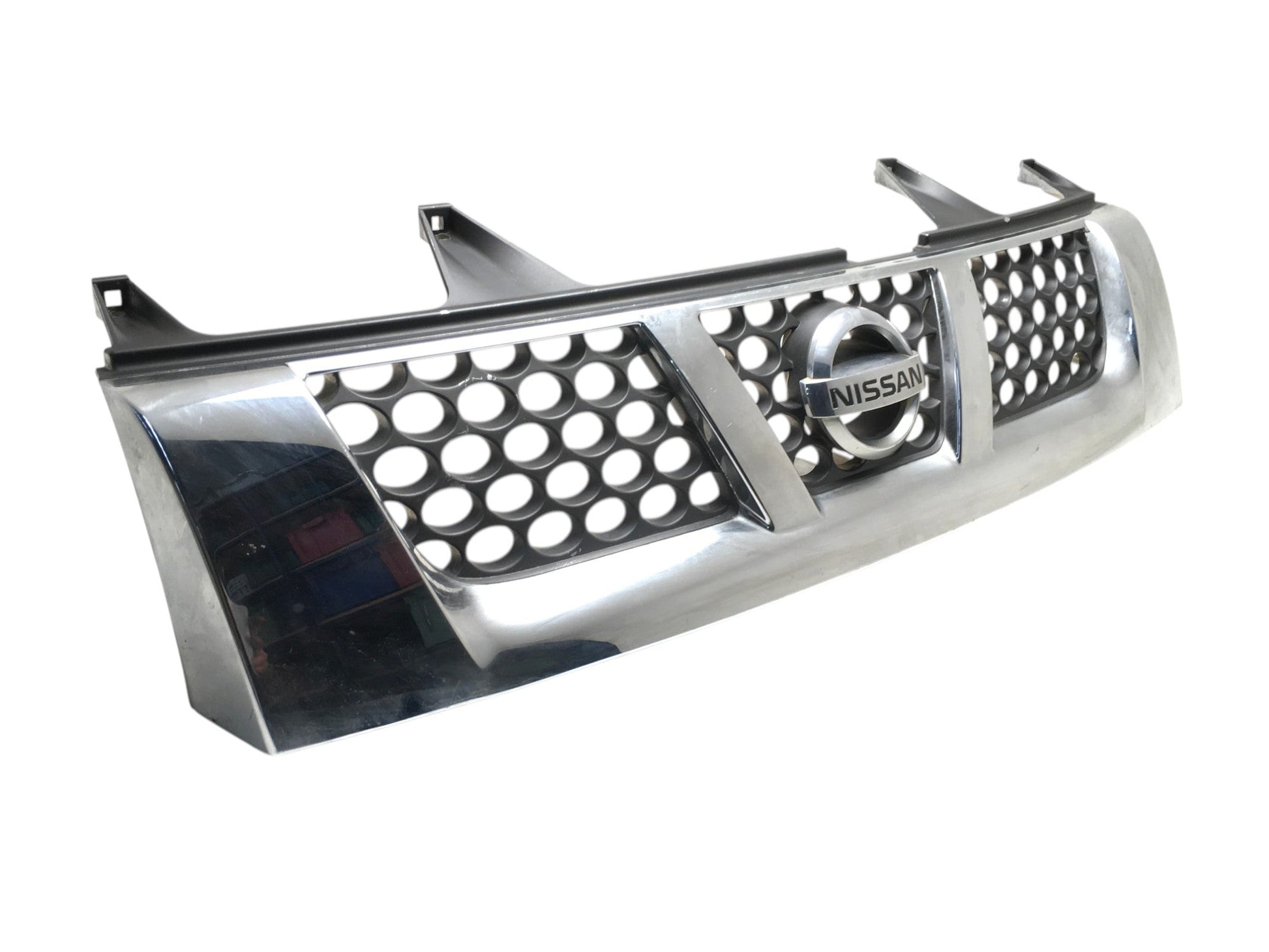 Rejilla Radiador Nissan Navara D22 - 62310VK100