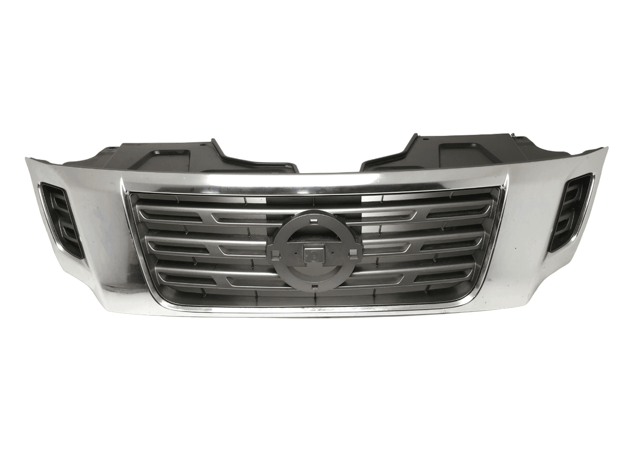 Rejilla Radiador Nissan Navara D23 - 623104KJ1B