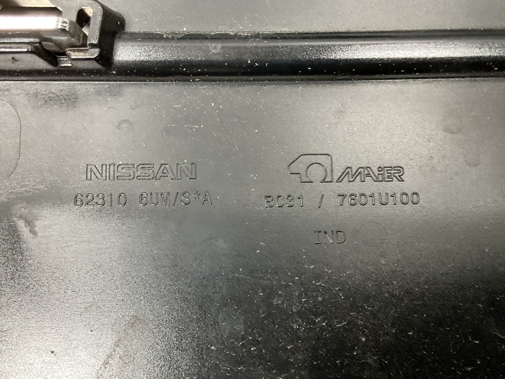 Rejilla Radiador Nissan Qashqai e-Power 22-25 - 7601U100