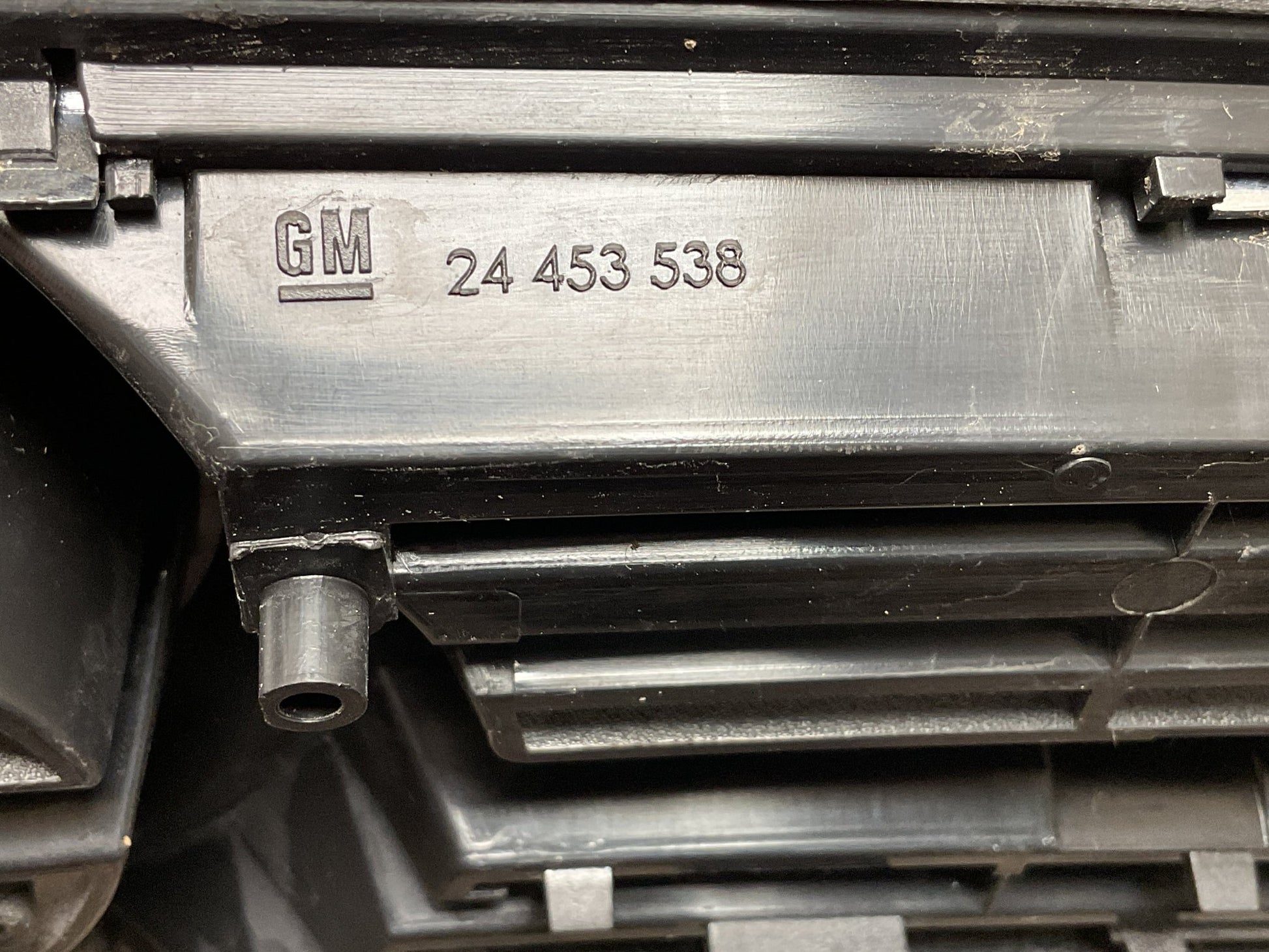 Rejilla Radiador Opel Zafira 1999 - 2005 - 24453538