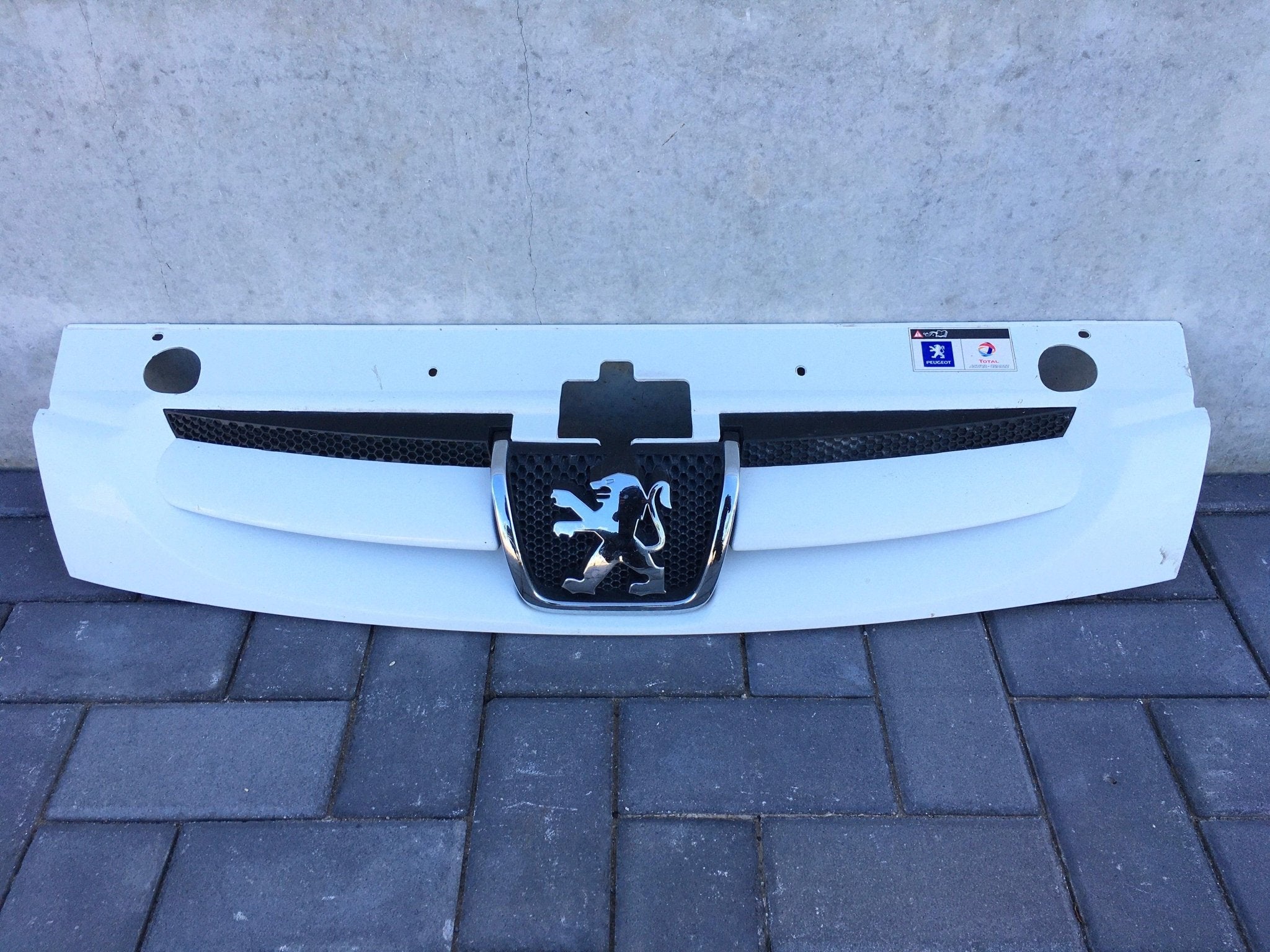 Rejilla Radiador Peugeot Partner S2 - 9644758777