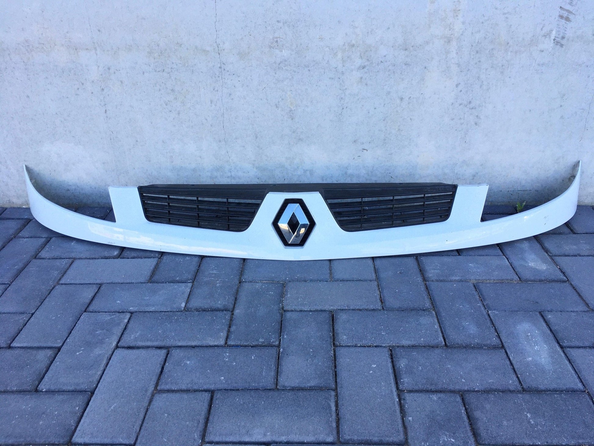 Rejilla radiador Renault Kangoo KC0 - 8200150629