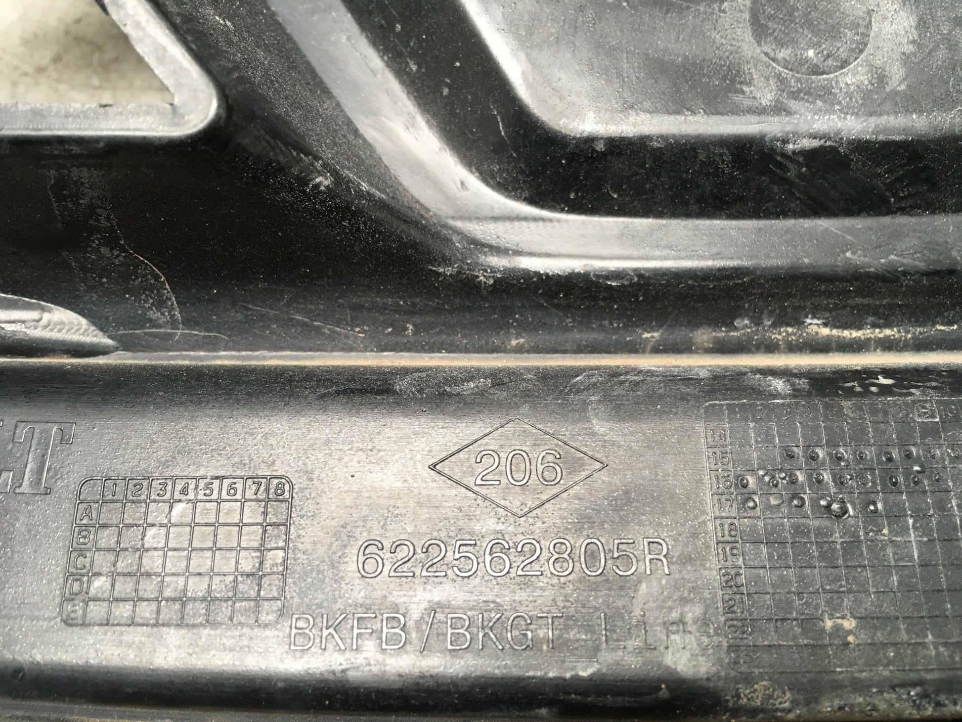 Rejilla Radiador Renault Megane IV - 622562805R _