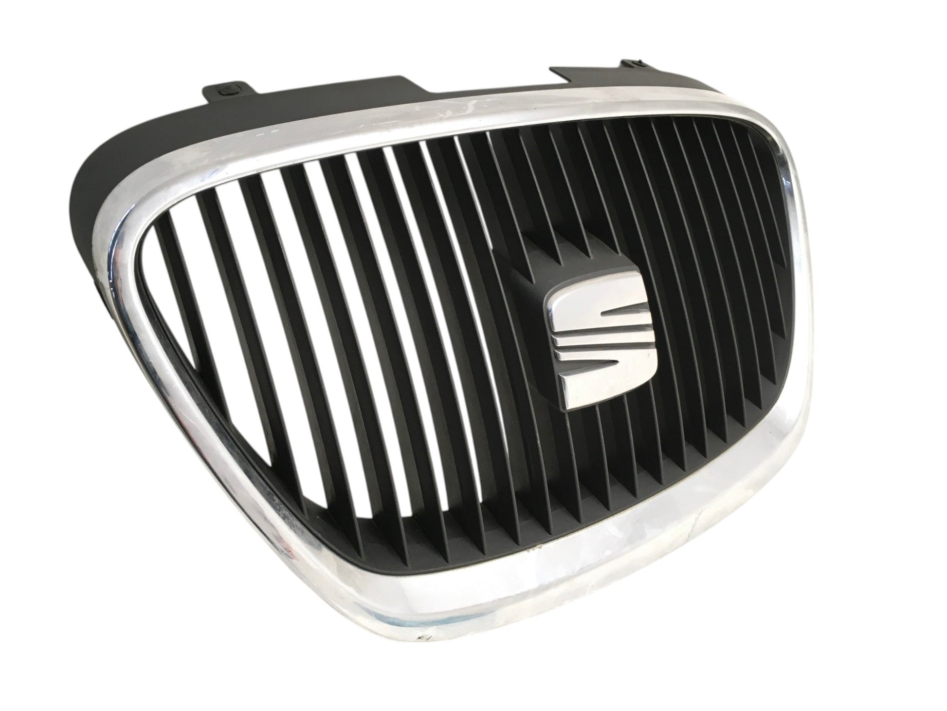 Rejilla radiador Seat Altea 5P - 5P0853679A _