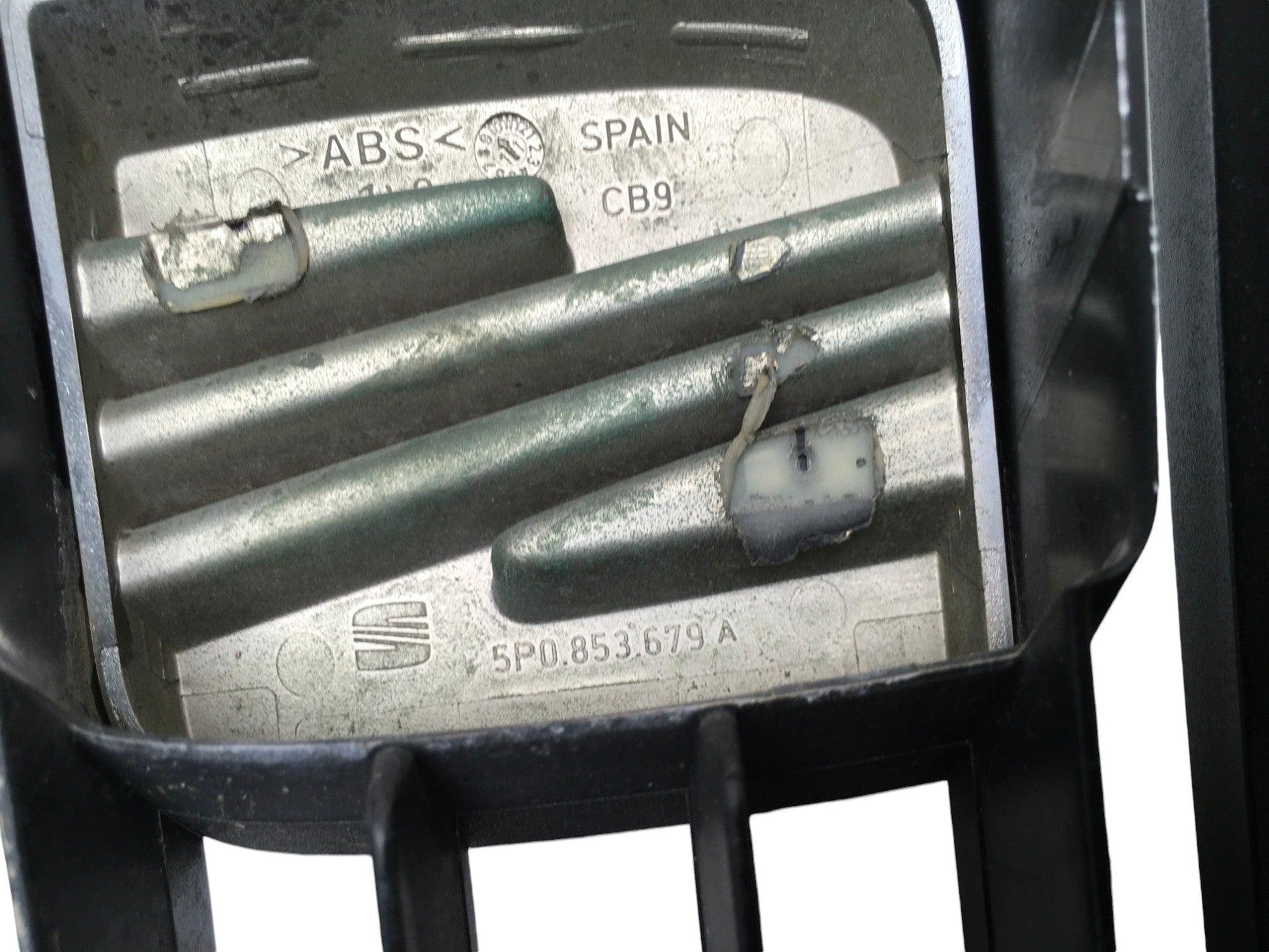 Rejilla radiador Seat Altea - 5P0853679A