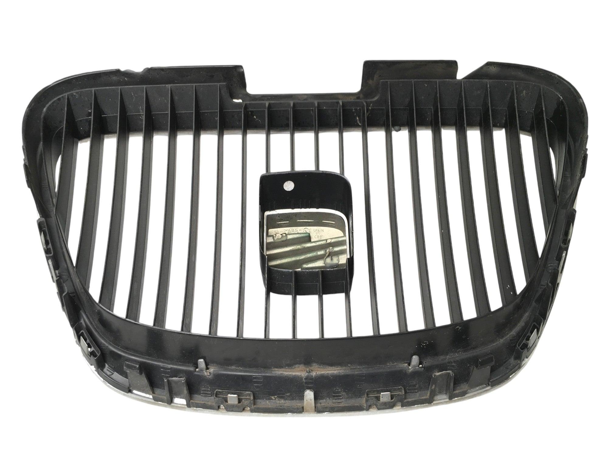 Rejilla radiador Seat Altea - 5P0853679A