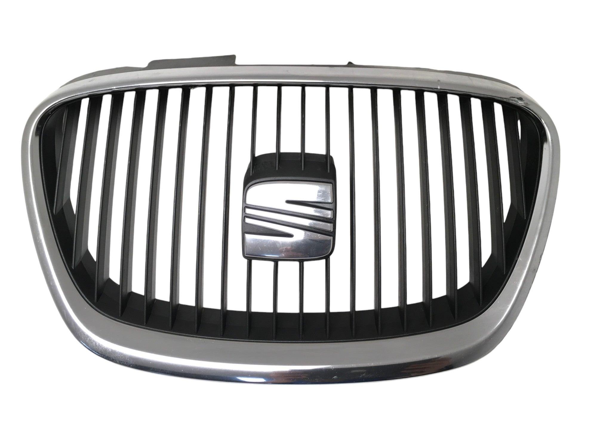 Rejilla radiador Seat Altea - 5P0853679A