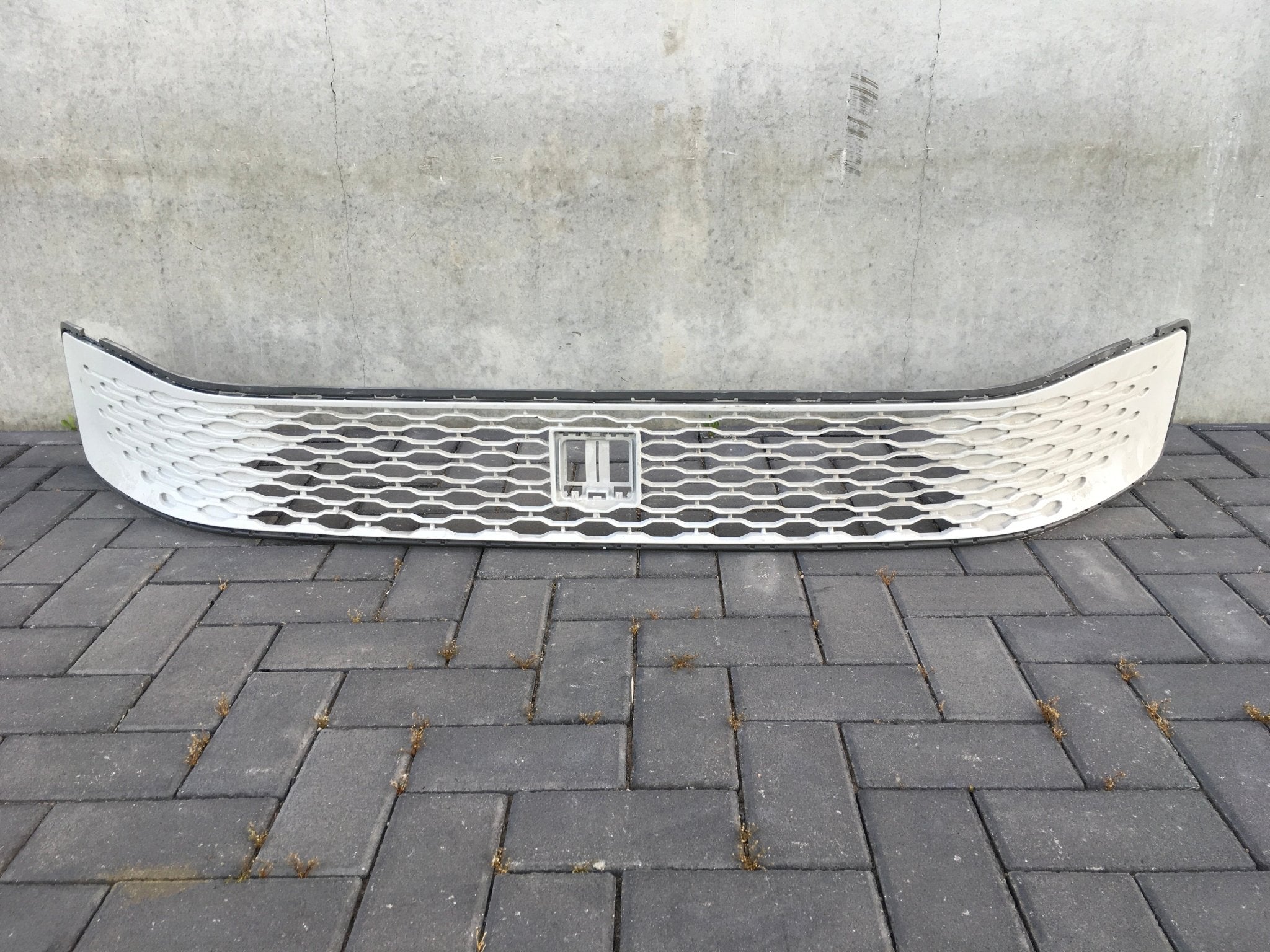 Rejilla Radiador VW Caddy IV SB - 2K7853677