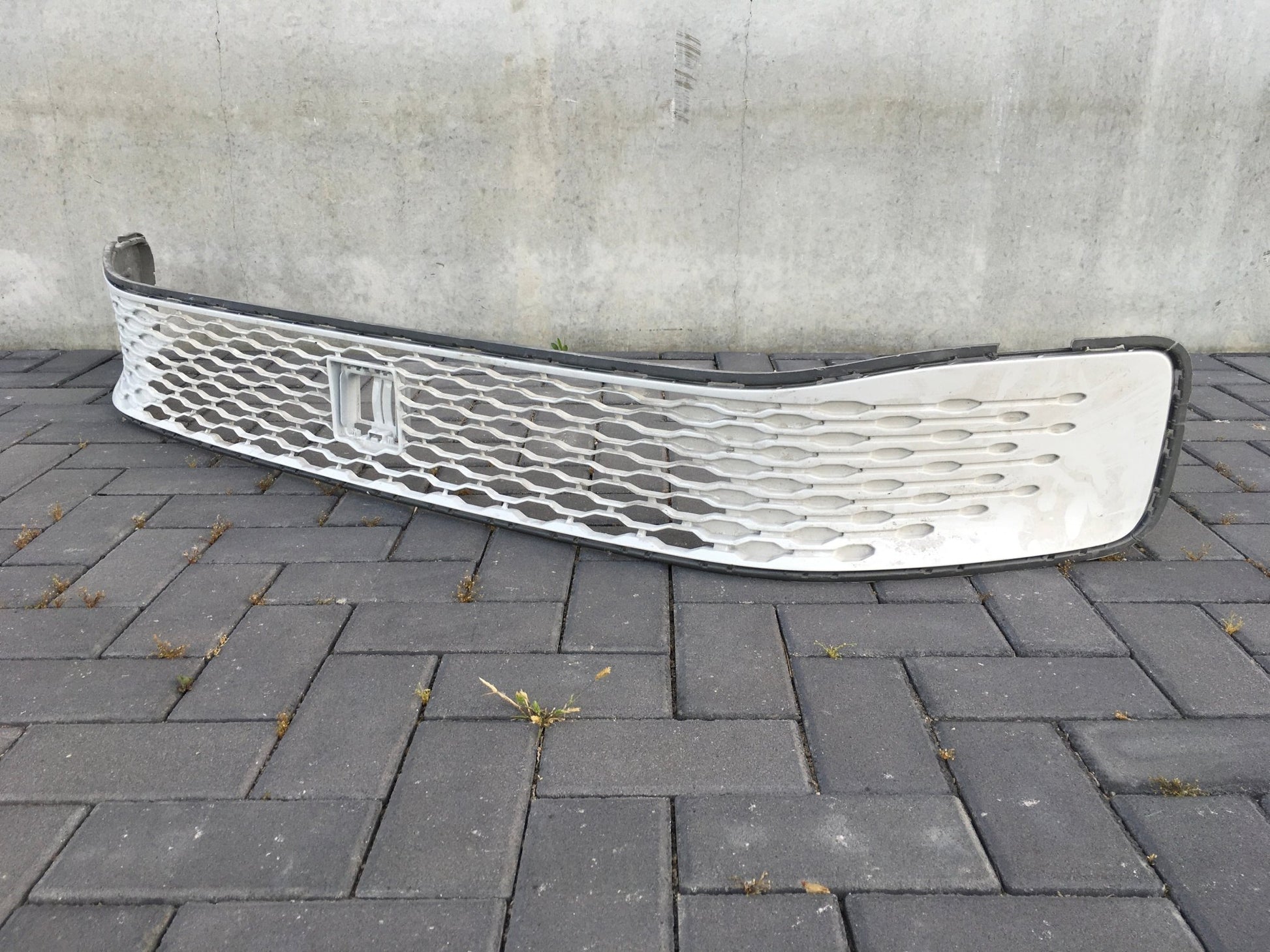 Rejilla Radiador VW Caddy IV SB - 2K7853677