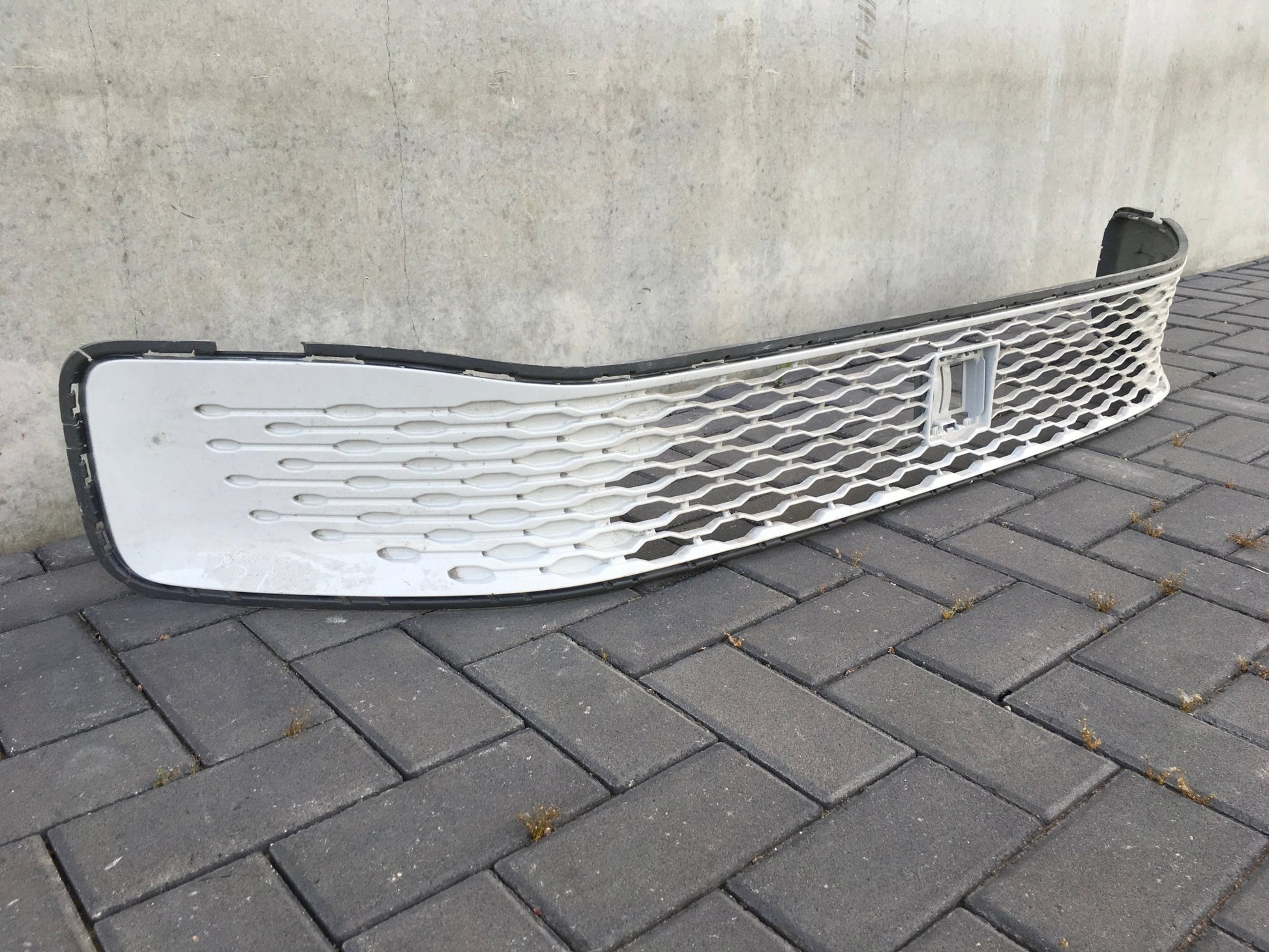 Rejilla Radiador VW Caddy IV SB - 2K7853677