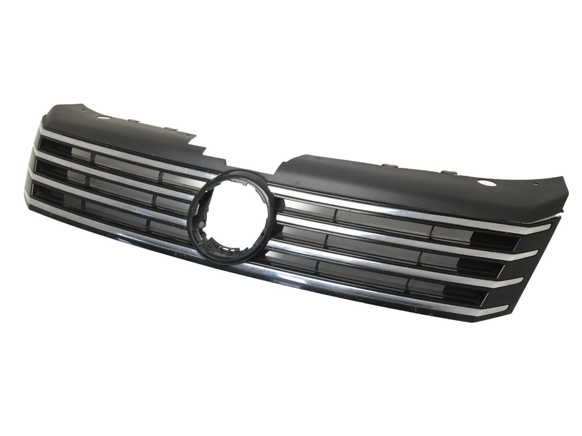 Rejilla radiador VW Passat B7 - 3AA853651