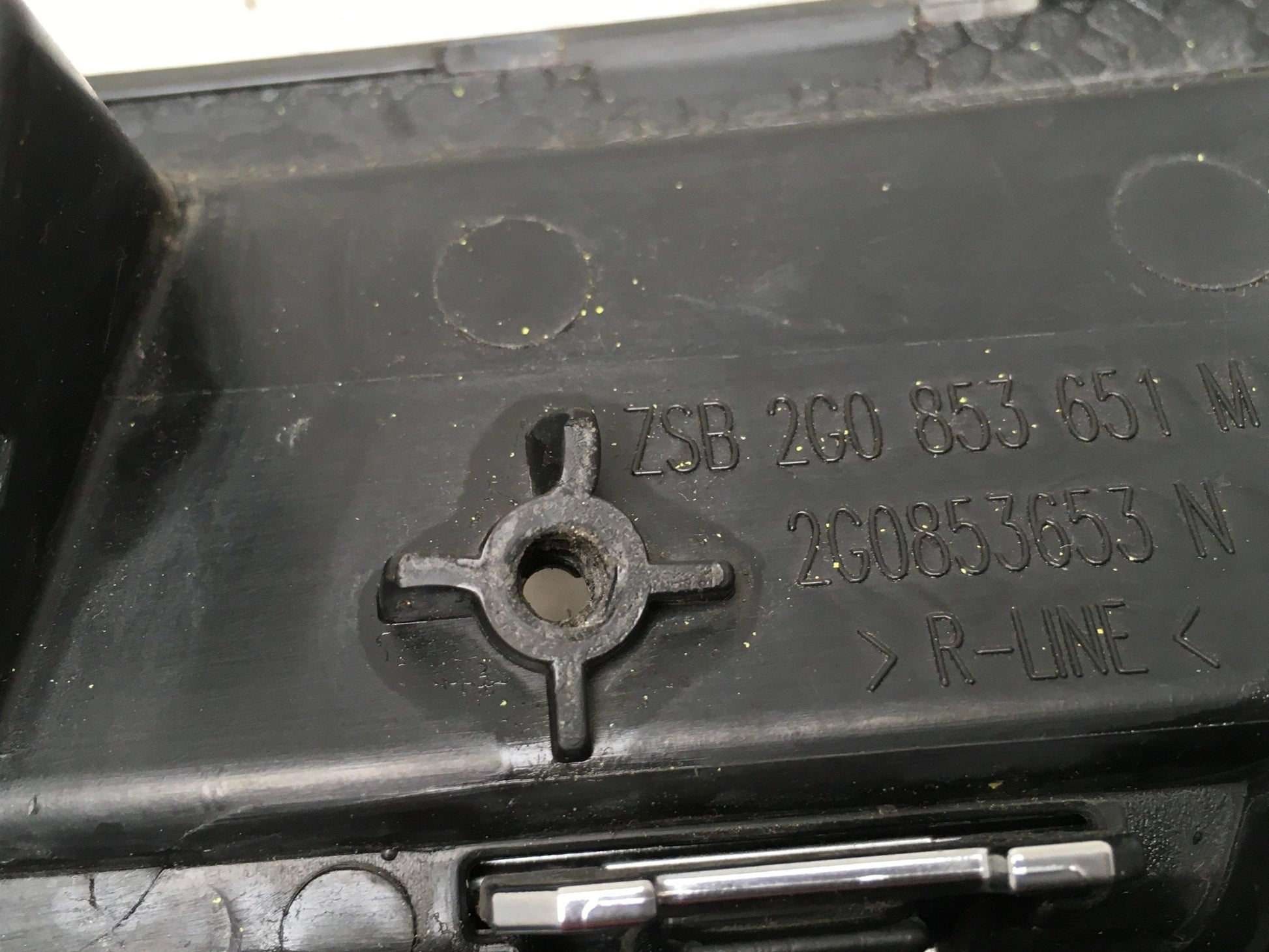 Rejilla Radiador VW Polo IV R-Line - 2G0853651M