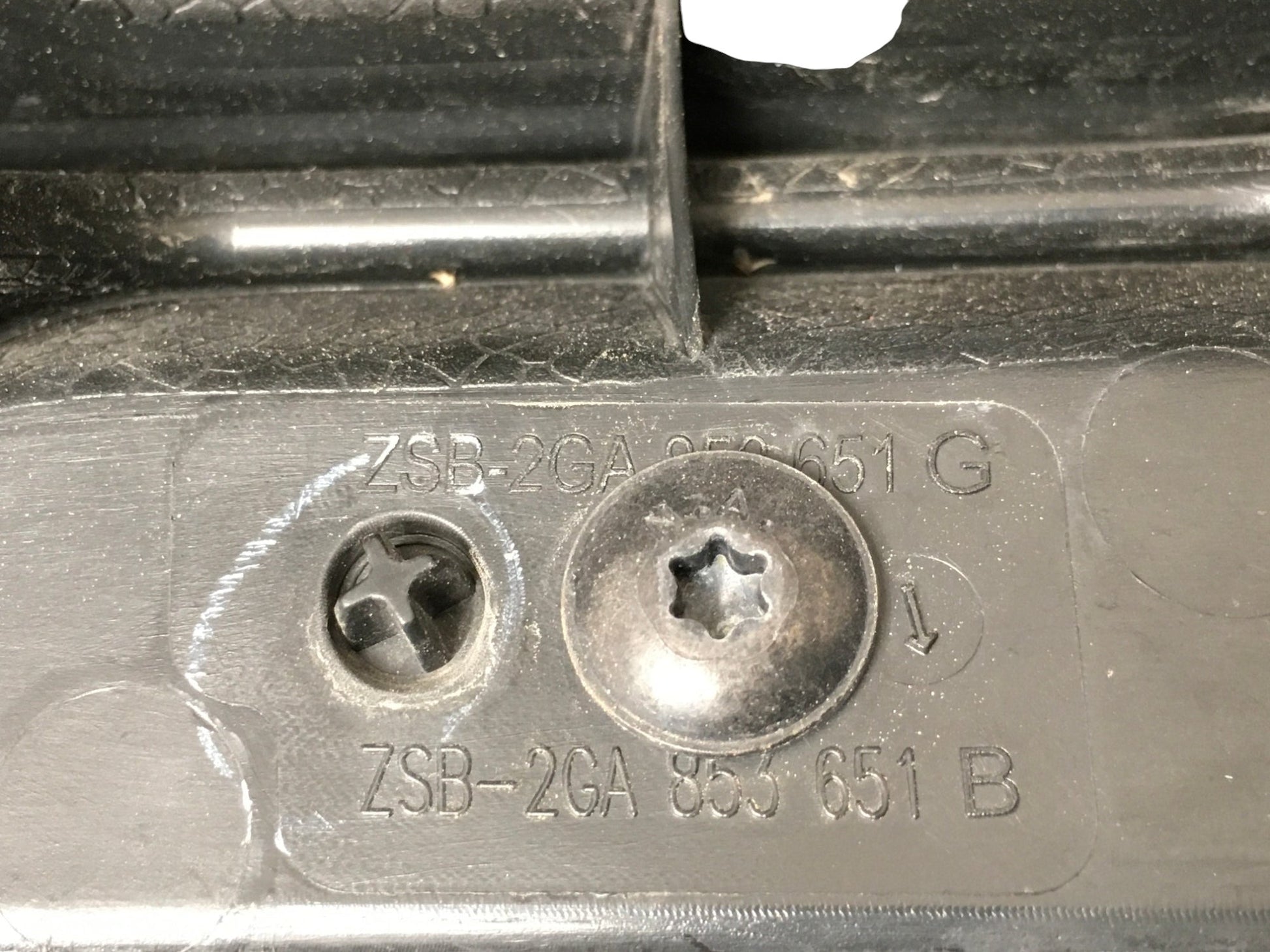 Rejilla Radiador VW T - Roc A11 R - Line - 2GA853651B