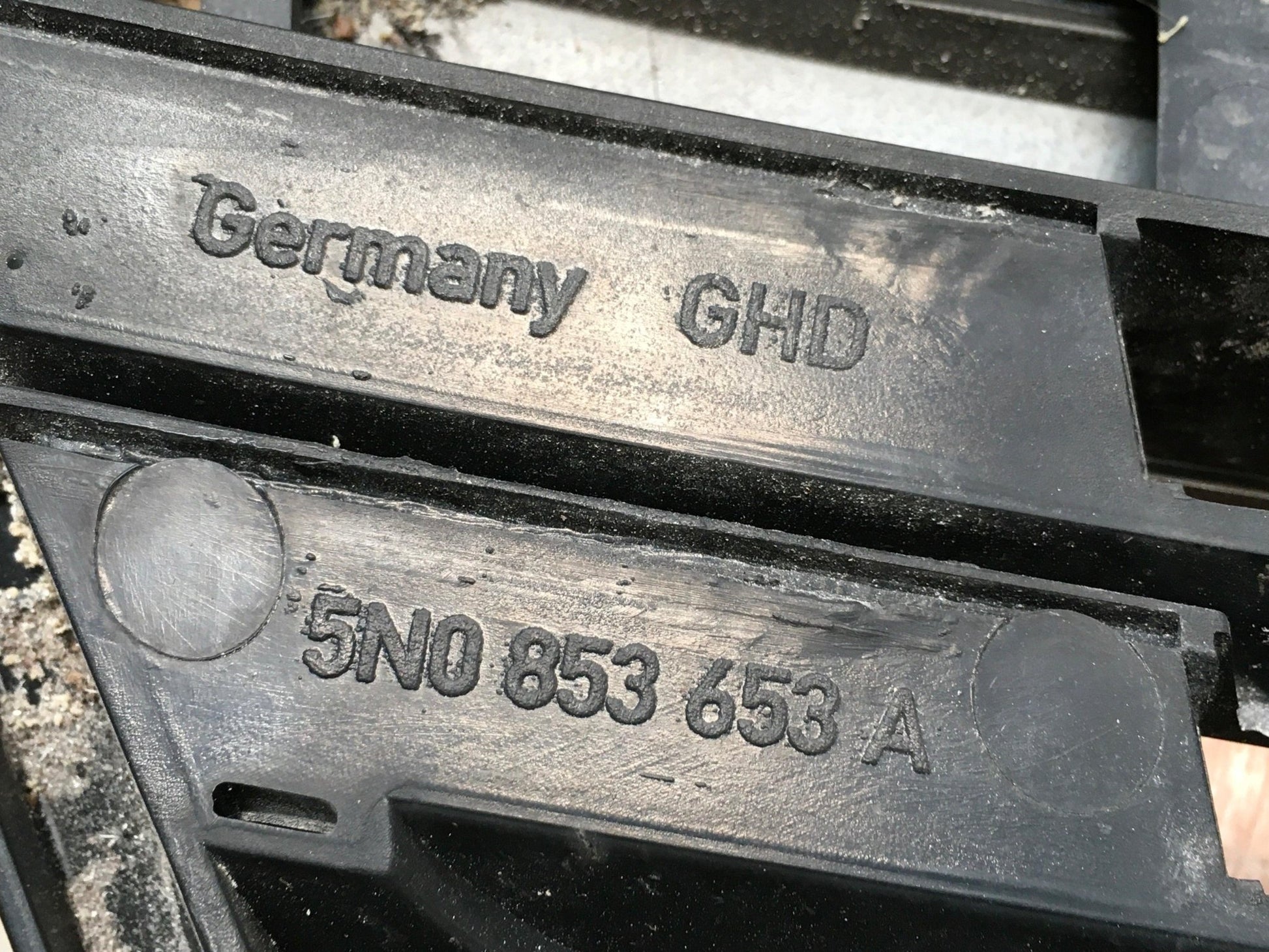 Rejilla Radiador VW Tiguan 1 - 5N0853653A