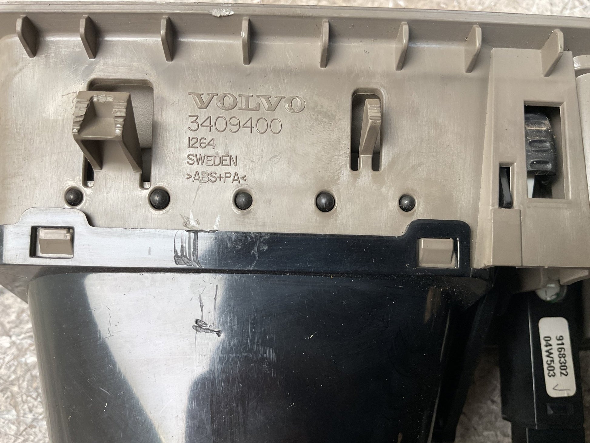 Rejillas Aireadoras centrales Volvo XC90 I - 3409400