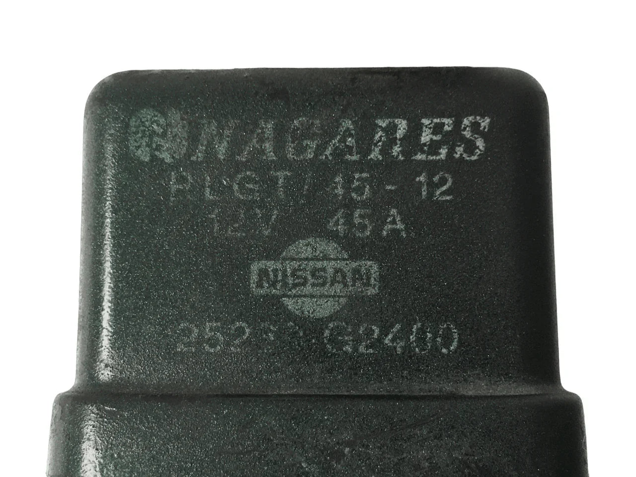 Relé precalentamiento Nissan Terrano II