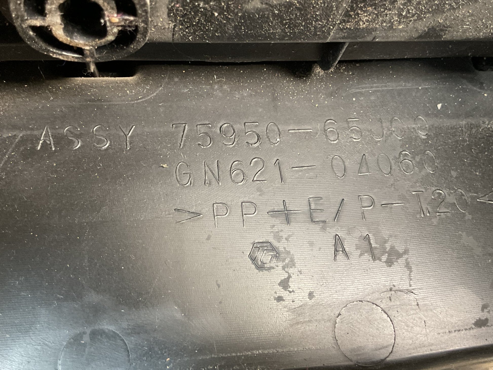 Reposabrazos Suzuki Gran Vitara 2006 - 2011 - 7595065J00