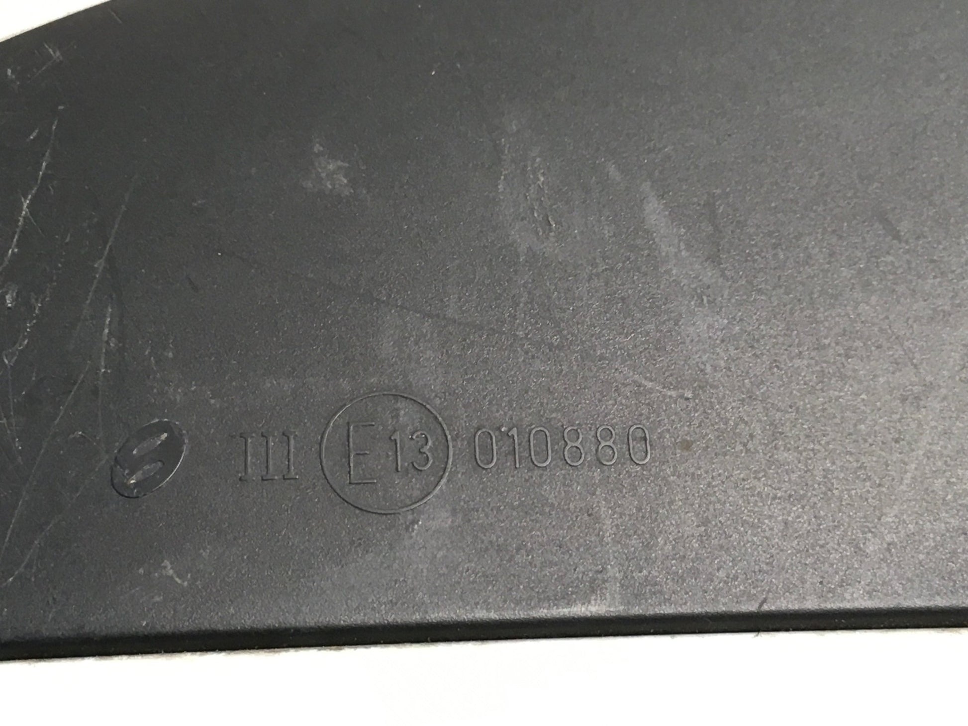 Retrovisor dcho VW Golf V 1K - E13010880 _