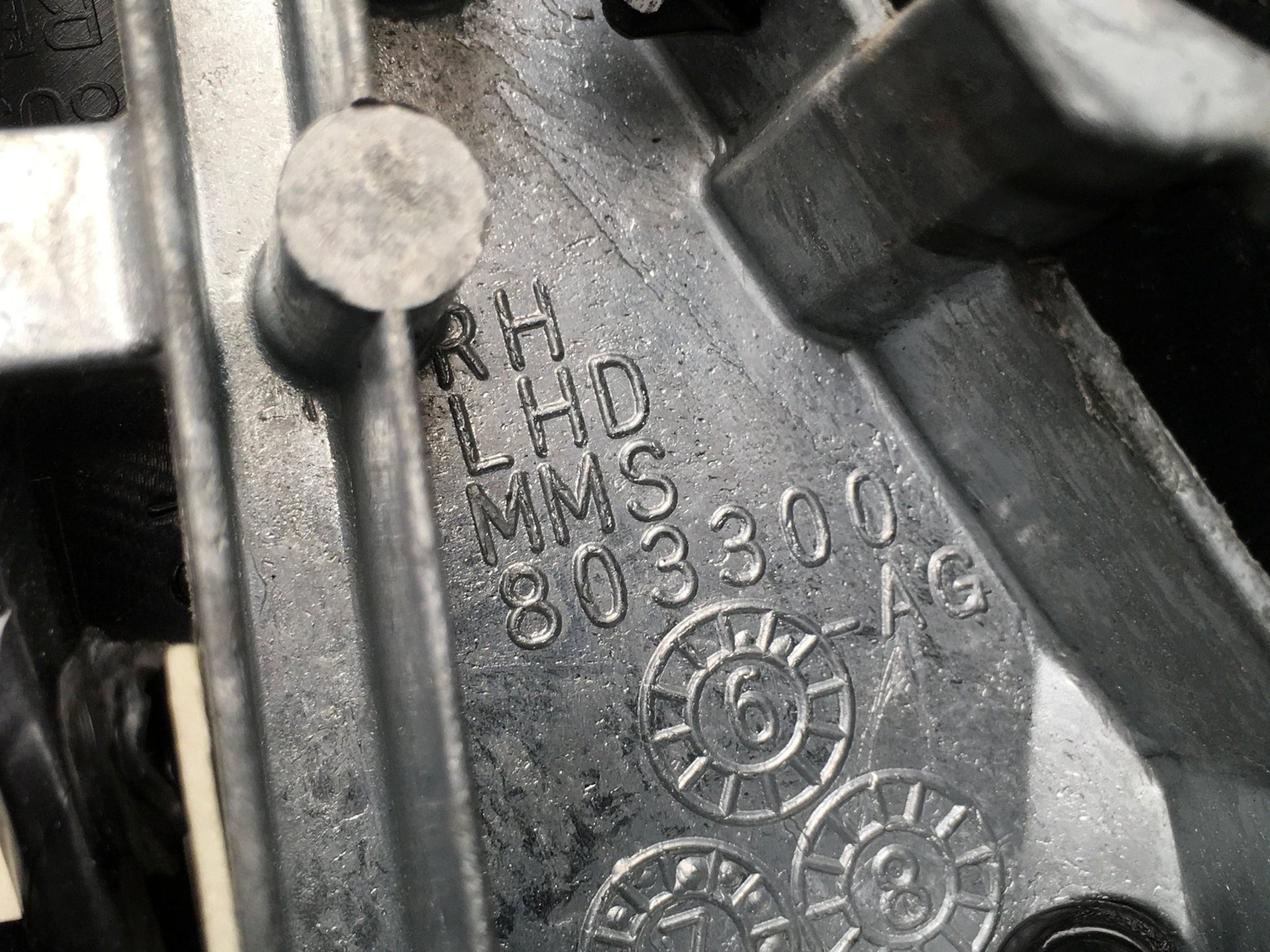 Retrovisor derecho Chrysler Minivan RT - 05113350AA