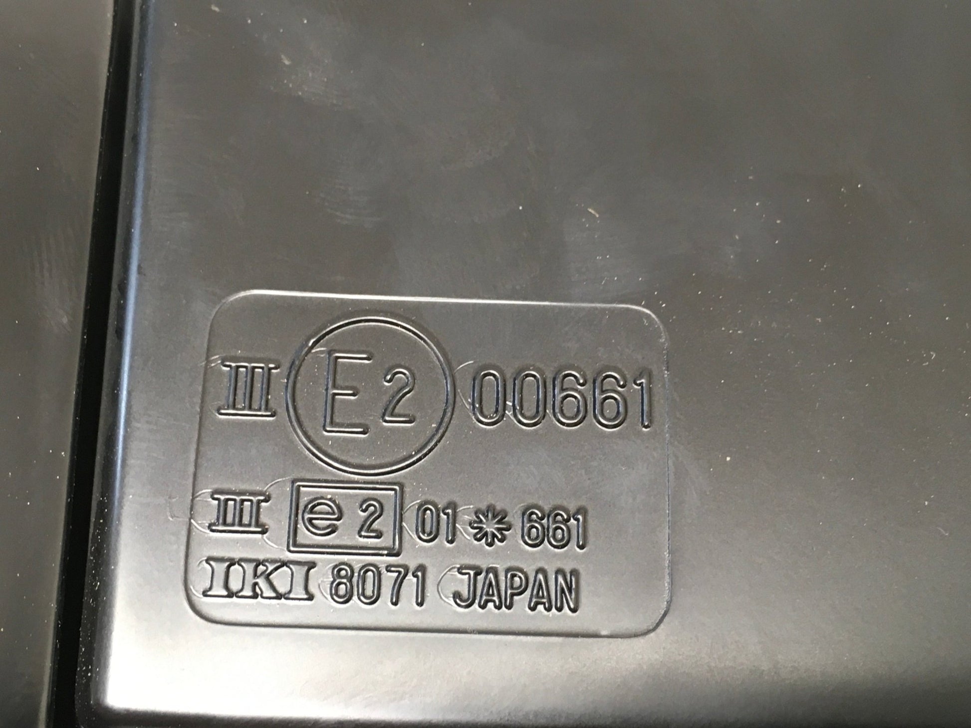 Retrovisor izq Mazda 626 323 GC - 