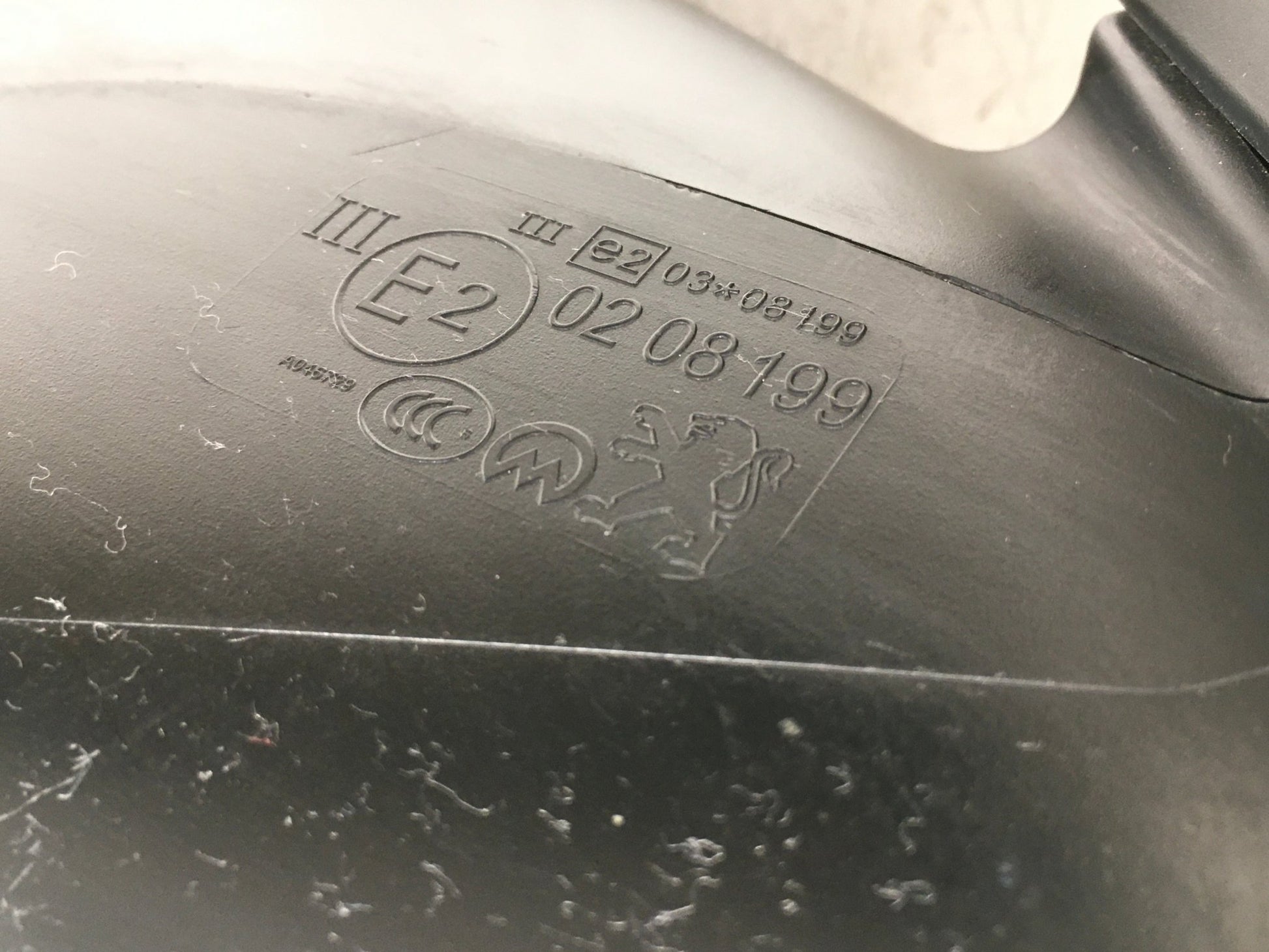 Retrovisor izq Peugeot 3008 5008 - E20208199