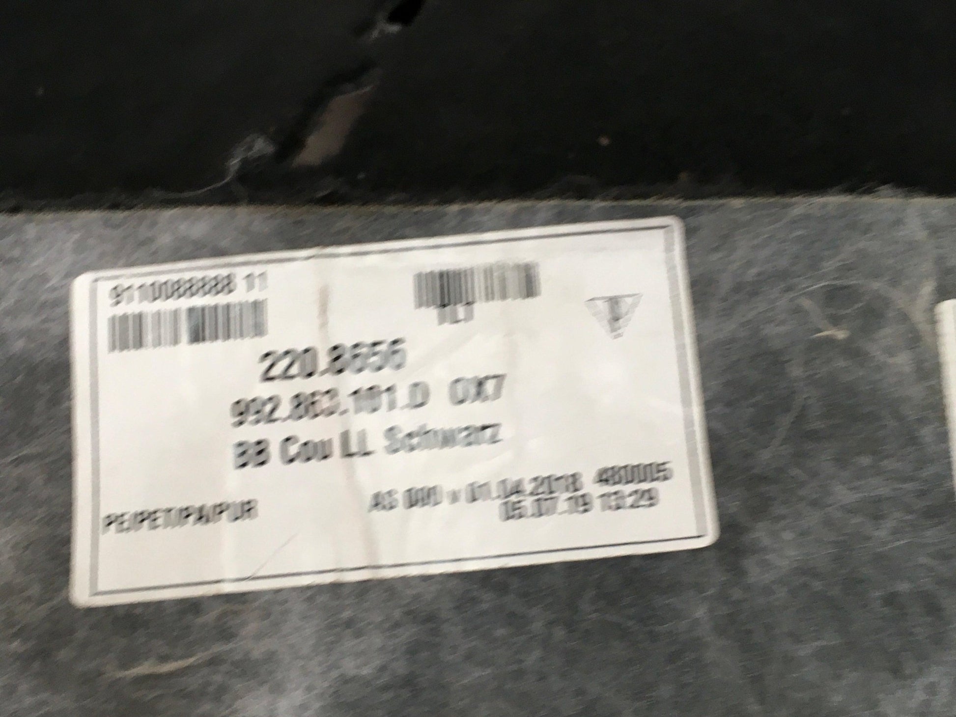 Revestimiento suelo delantero Porsche 911 992 - 992863101D